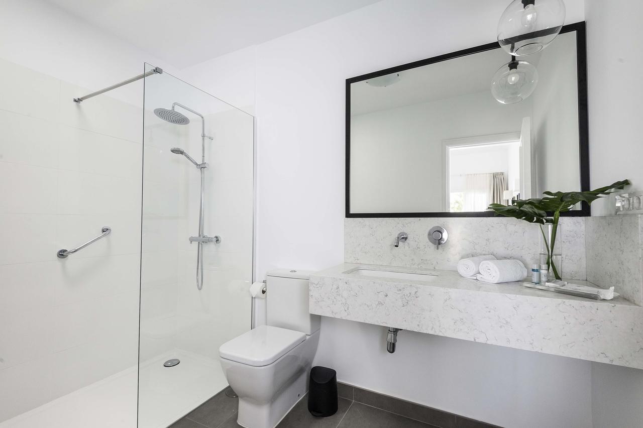 Deluxe One-Bedroom Apartment with direct access to the Pool - Ground Floor,665378310:JPEG