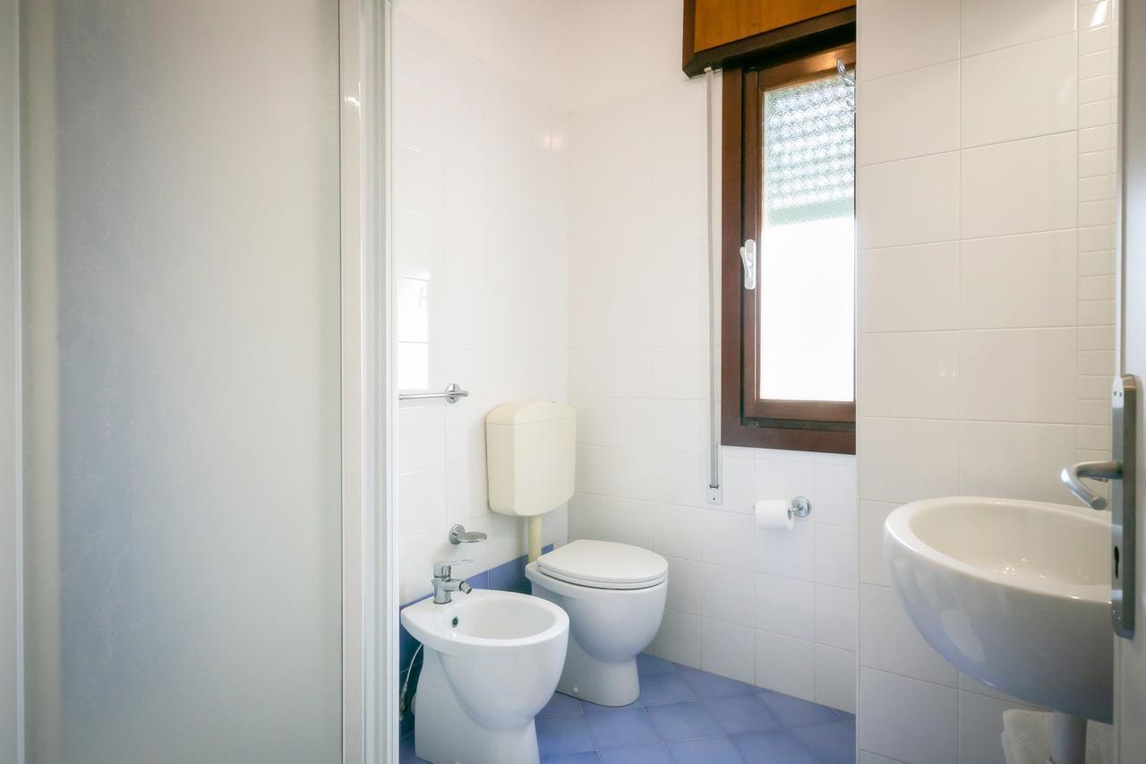 2 Doppelzimmer mit Verbindungstür