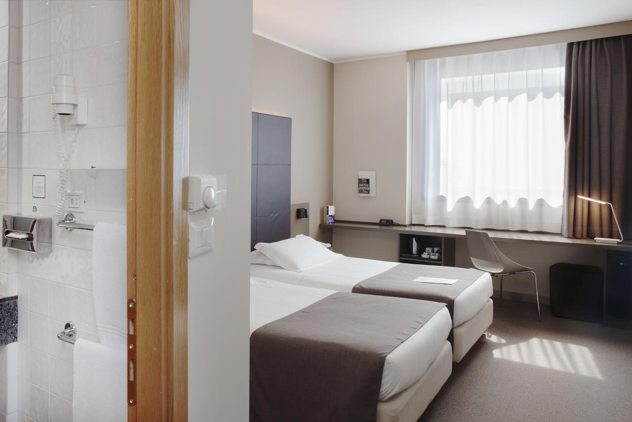 Superior Twin Room,666432804:JPEG
