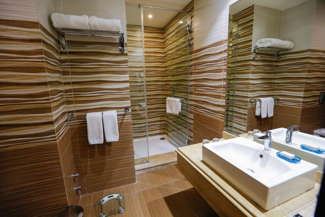 Junior Suite with Garden View