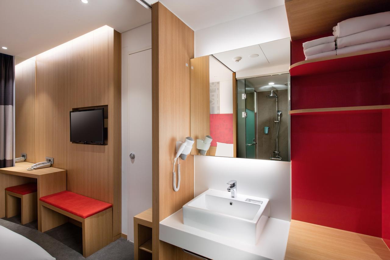 Triple Room,711654217:JPEG