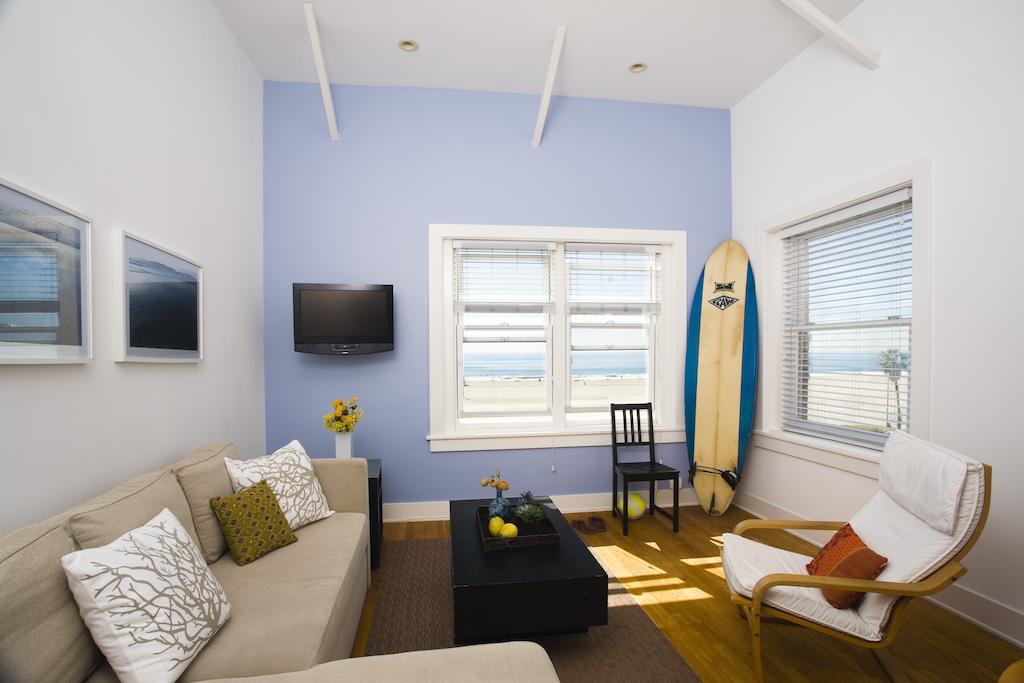 Suite all'Ultimo Piano con 1 Camera da Letto e Vista Mare Fronte Spiaggia - 1 Letto Queen-Size e 1 Divano-Letto