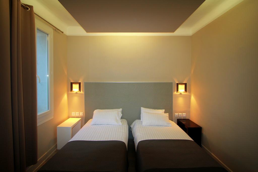 Chambre Lits Jumeaux - Vue sur Rue