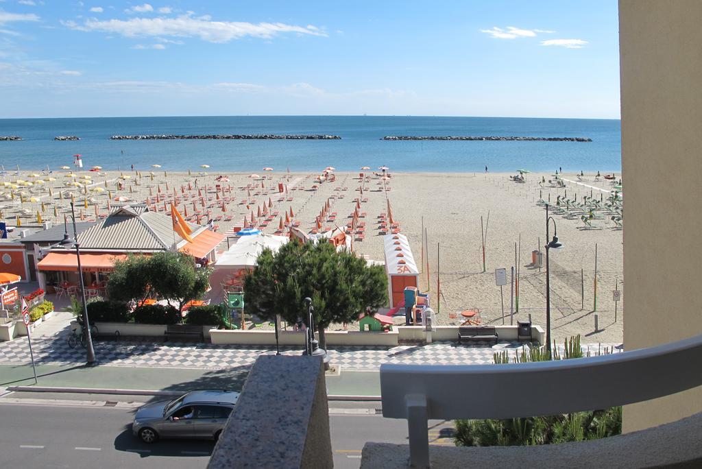 Camera Matrimoniale/Doppia con Letti Singoli con Vista Mare