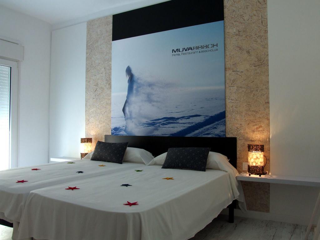 Habitación Doble Superior con vistas a la calle comercial - 2 camas