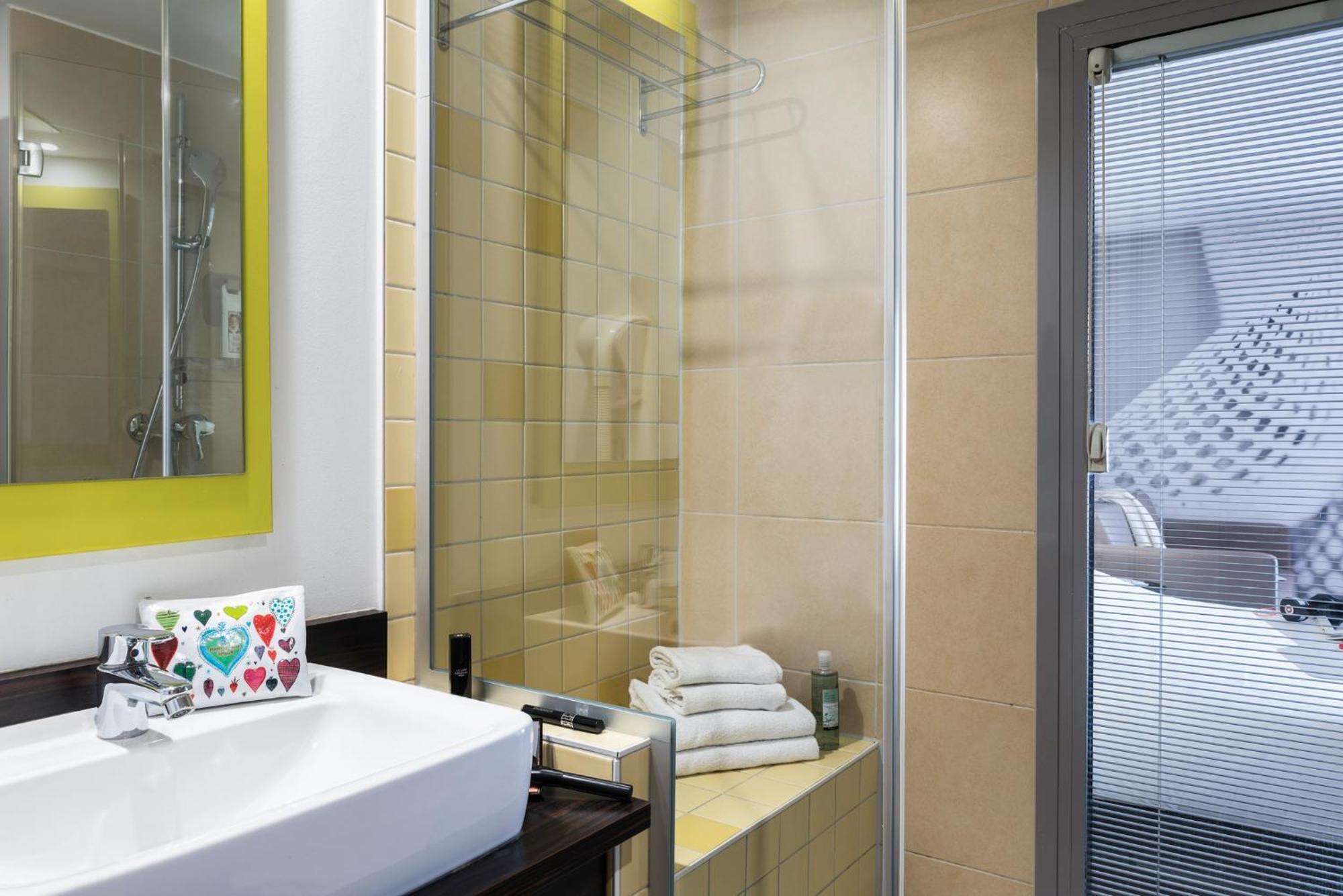 Quarto Duplo Standard