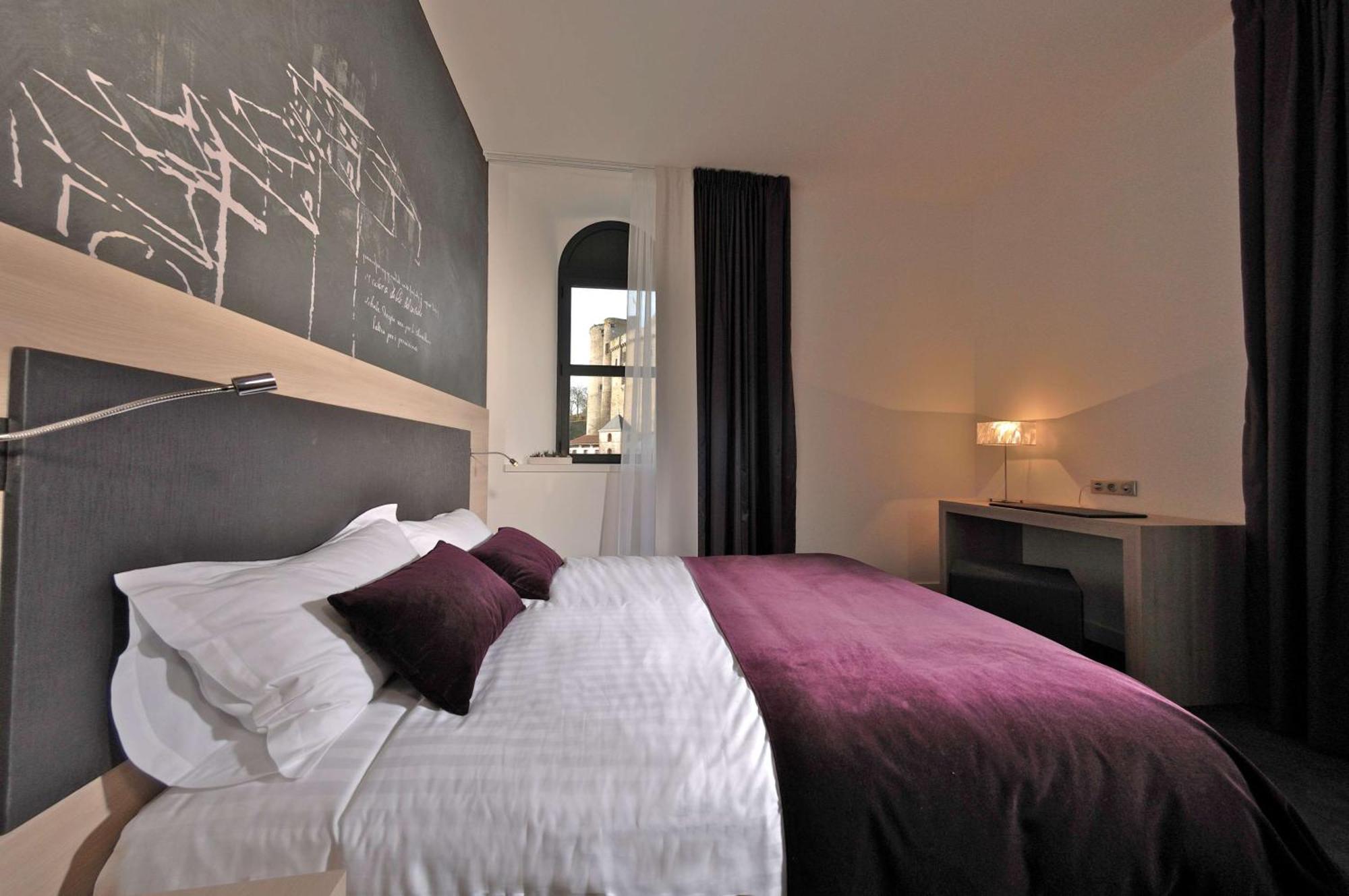 Chambre Lit Queen-Size Standard - Vue sur Rivière