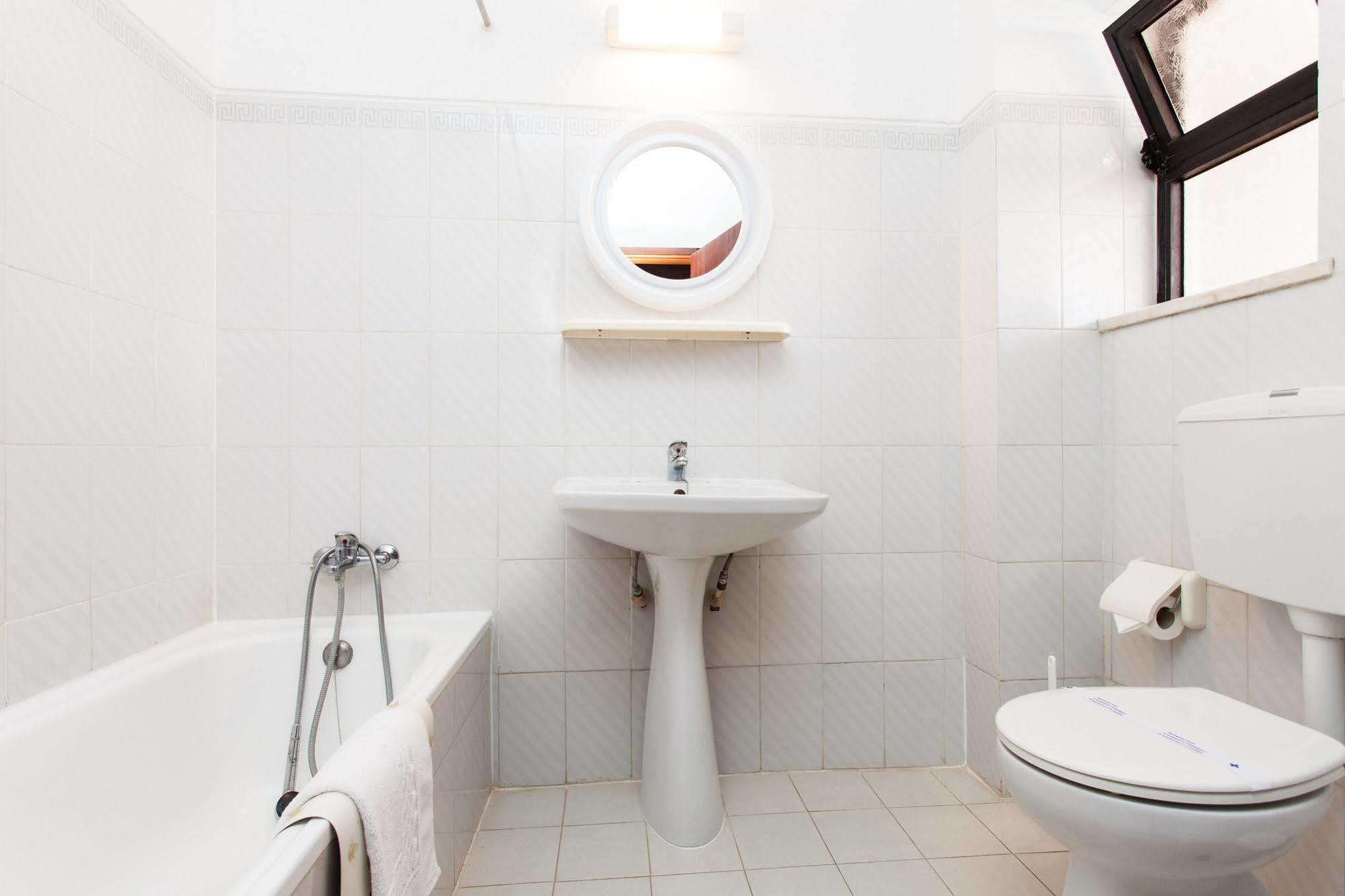 Apartamento com 1 Quarto