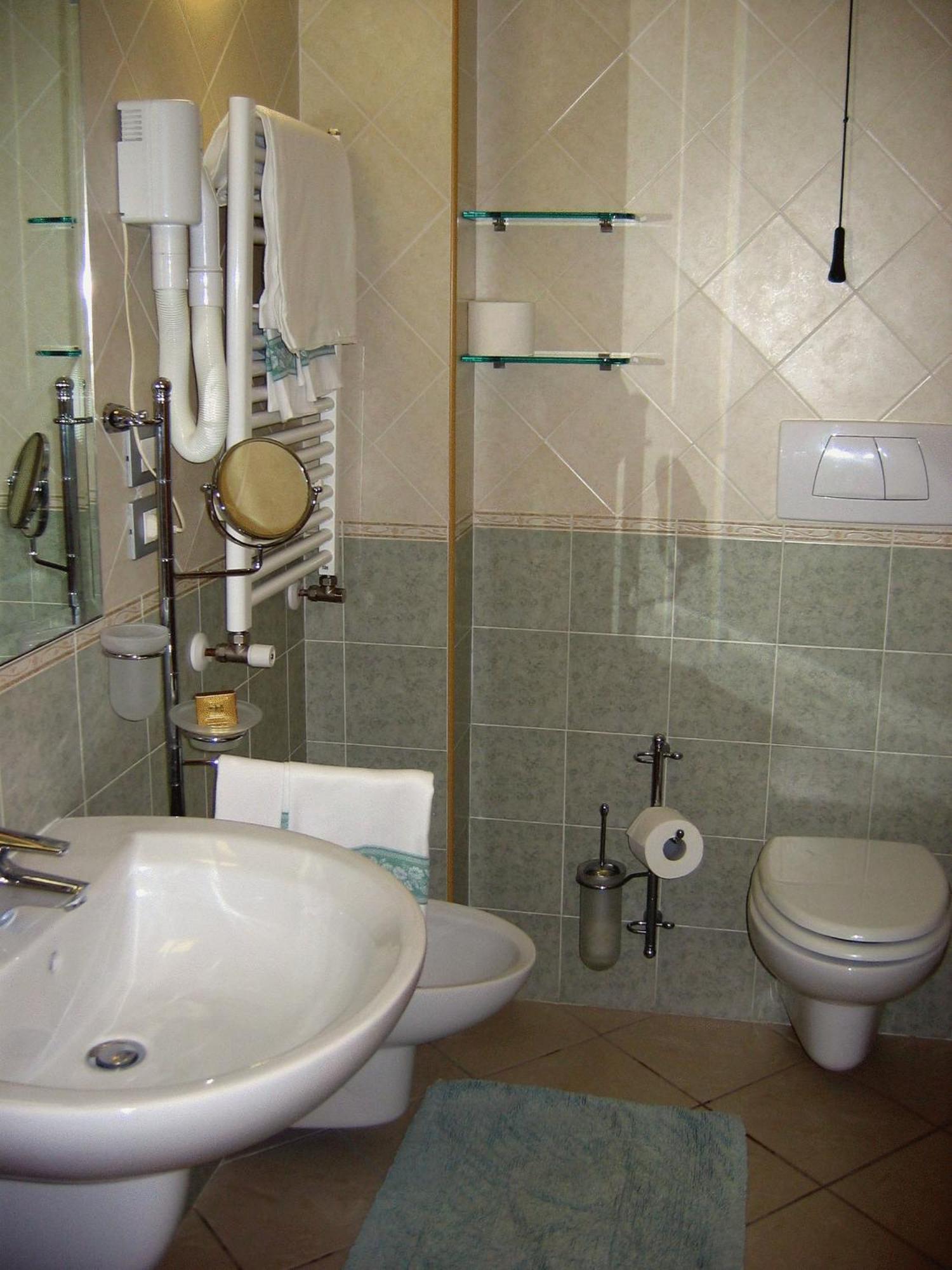 Double or Twin Room with Balcony,684829698:JPEG