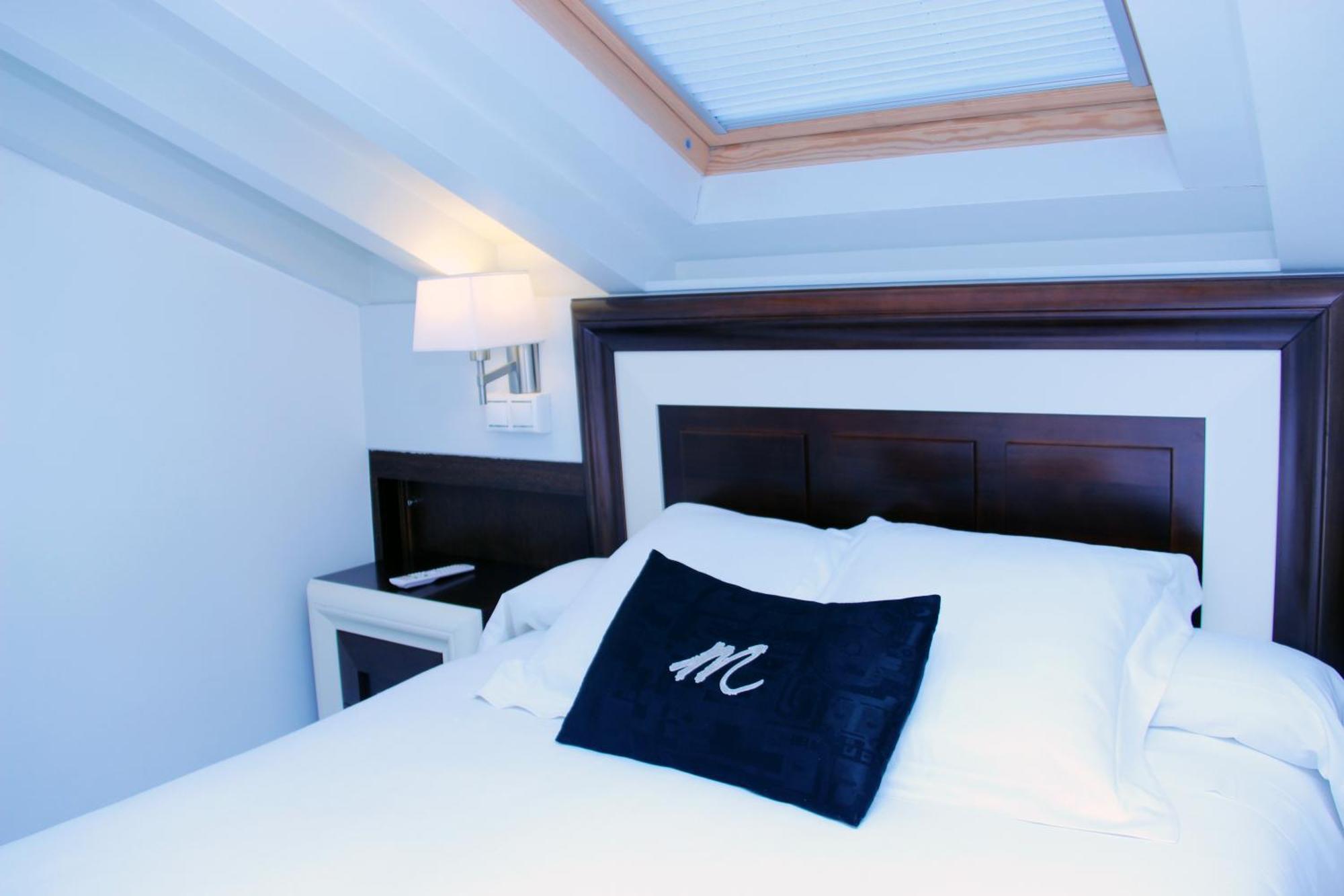 Two Double Beds Room (4 Adults)