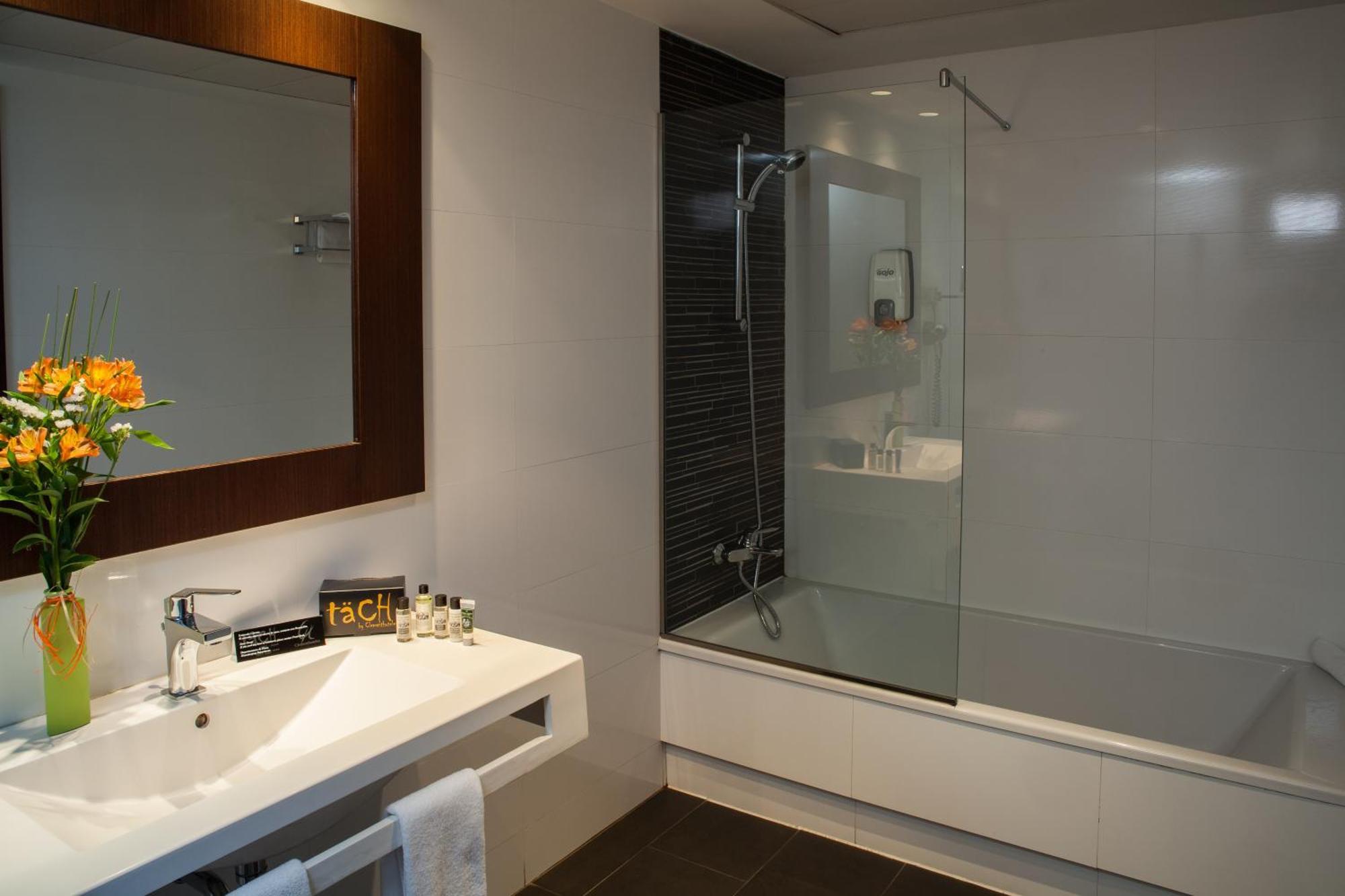 Chambre Triple avec Baignoire
