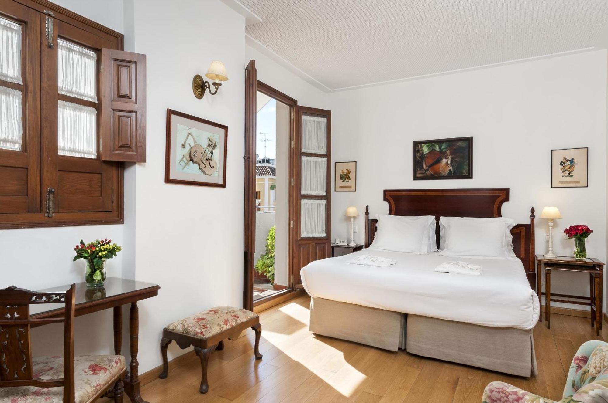 Quarto Duplo com Terraço