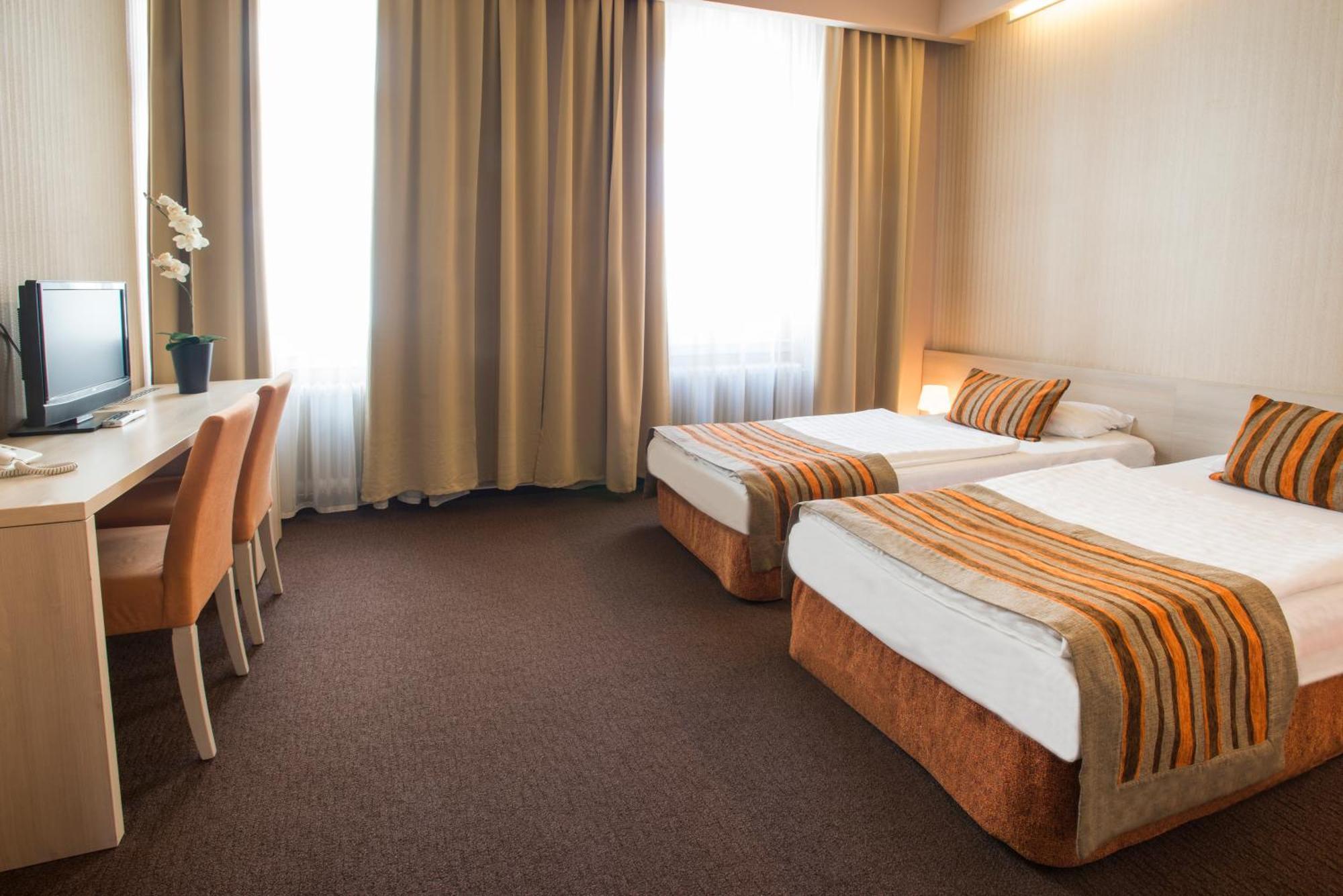 Chambre Double ou Lits Jumeaux