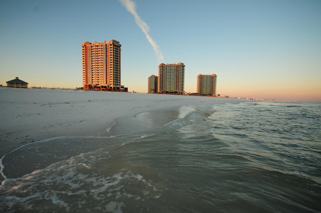 Three-Bedroom Apartment - Gulf Front,68863004:JPEG