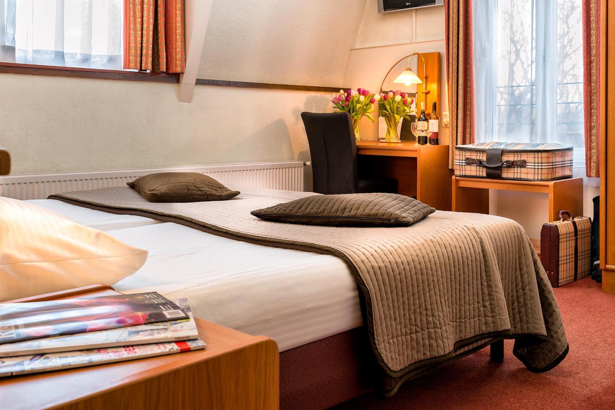 Chambre Double ou Lits Jumeaux