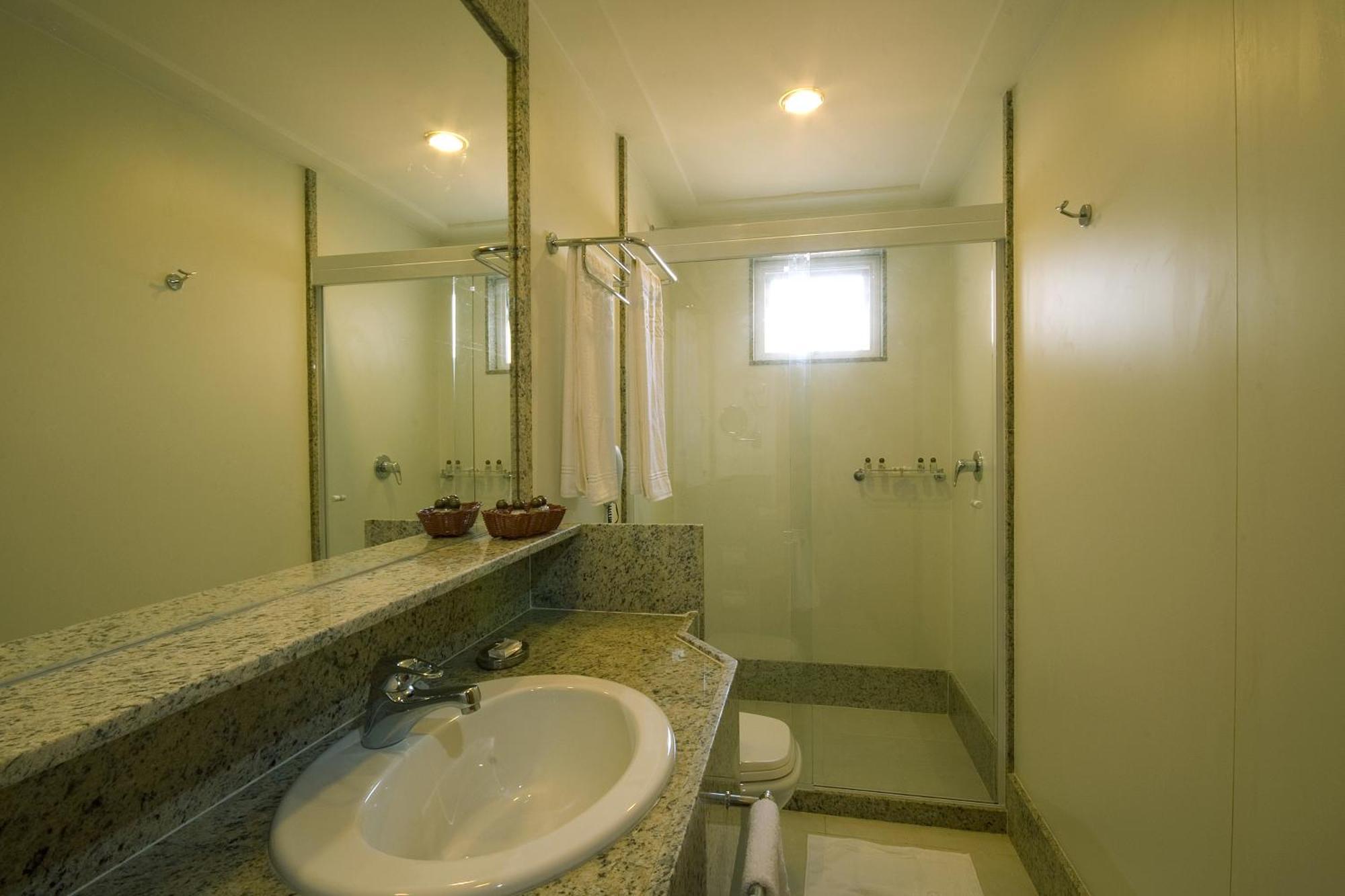 Quarto Triplo Standard