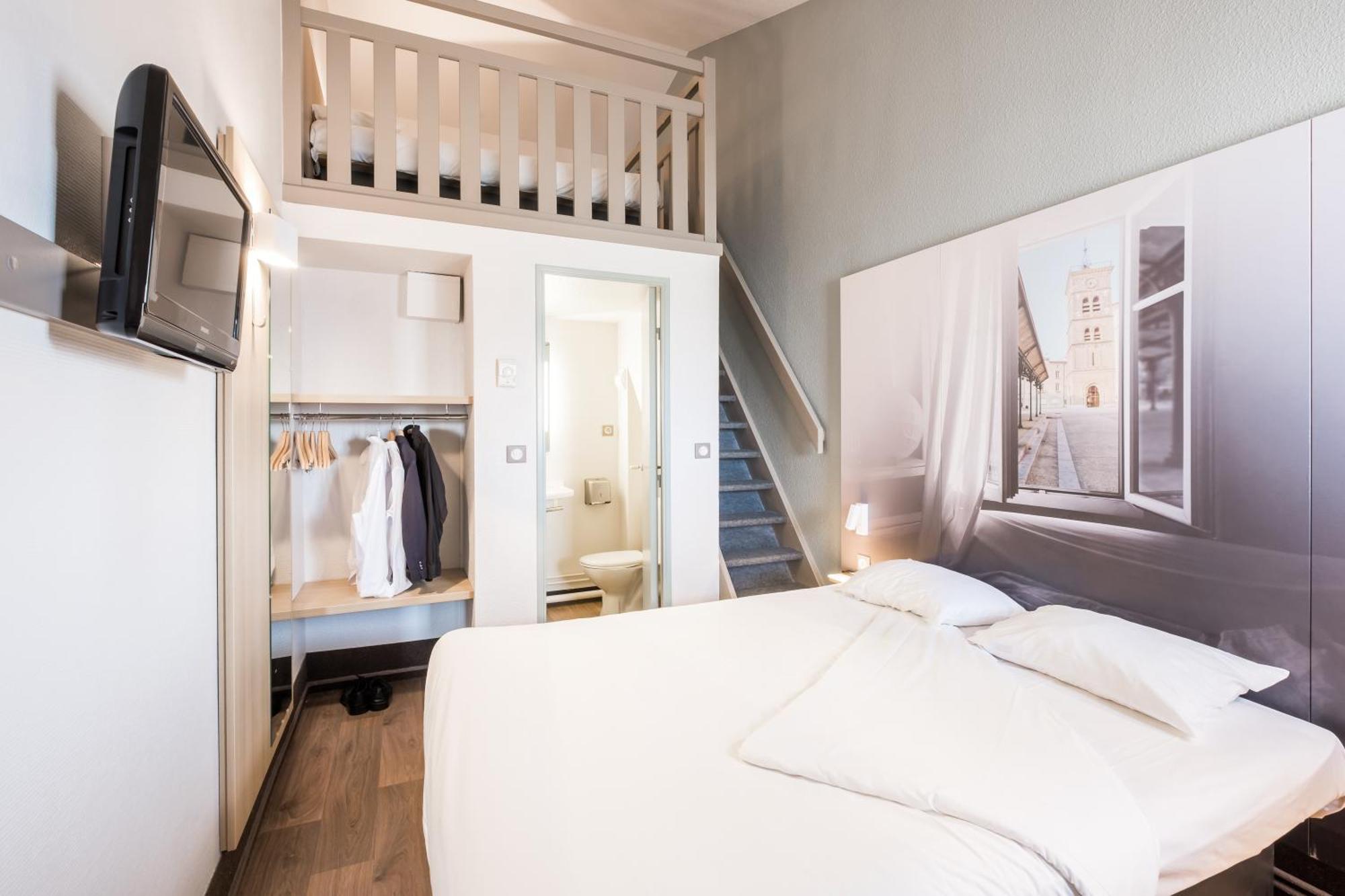 Chambre Quadruple - Non-Fumeurs