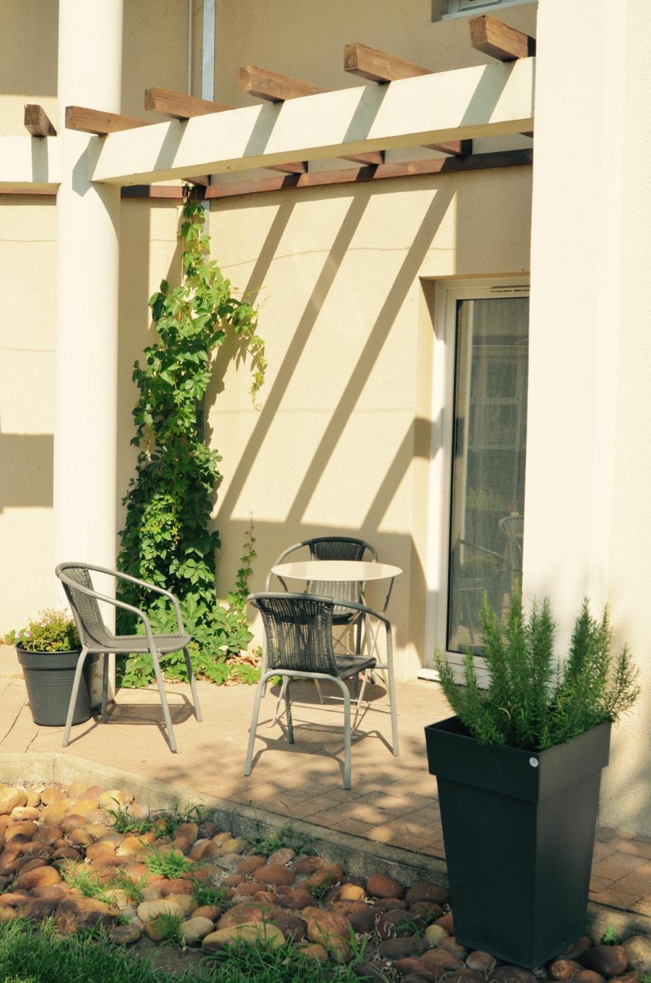 Chambre Double ou Lits Jumeaux Confort avec Terrasse