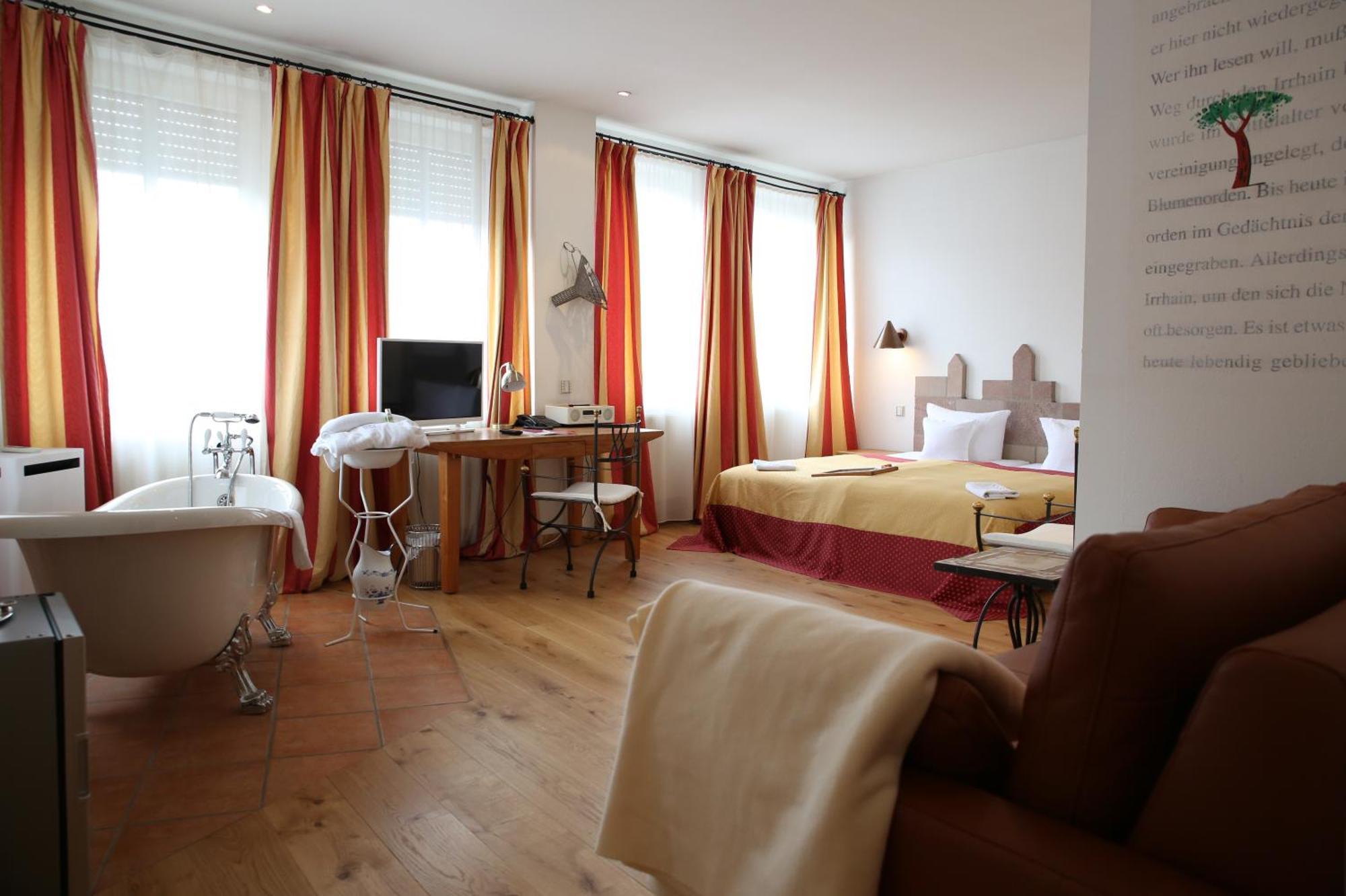 Junior Suite (3 Adults)