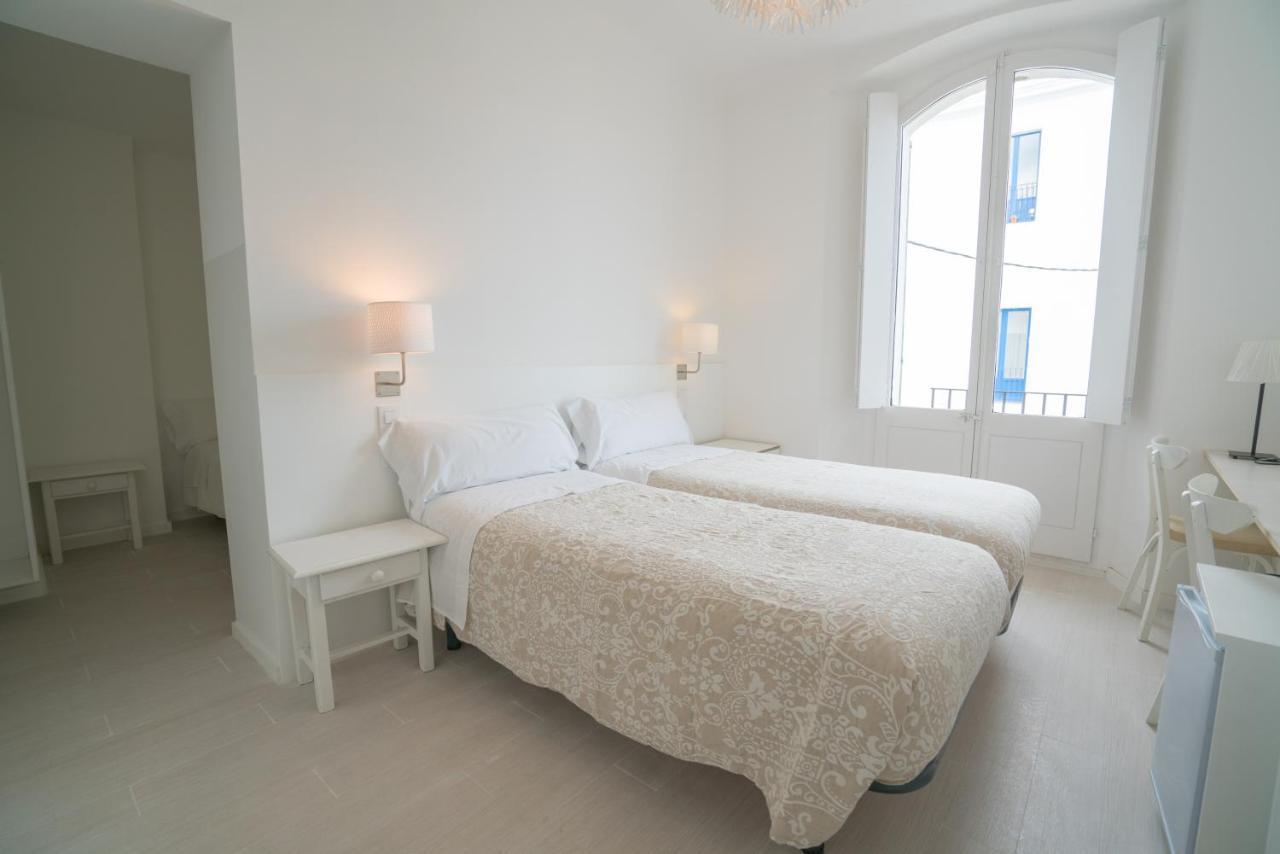 Chambre Familiale - Vue Latérale sur Mer