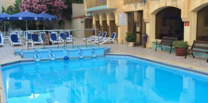 Twin Room with Pool View