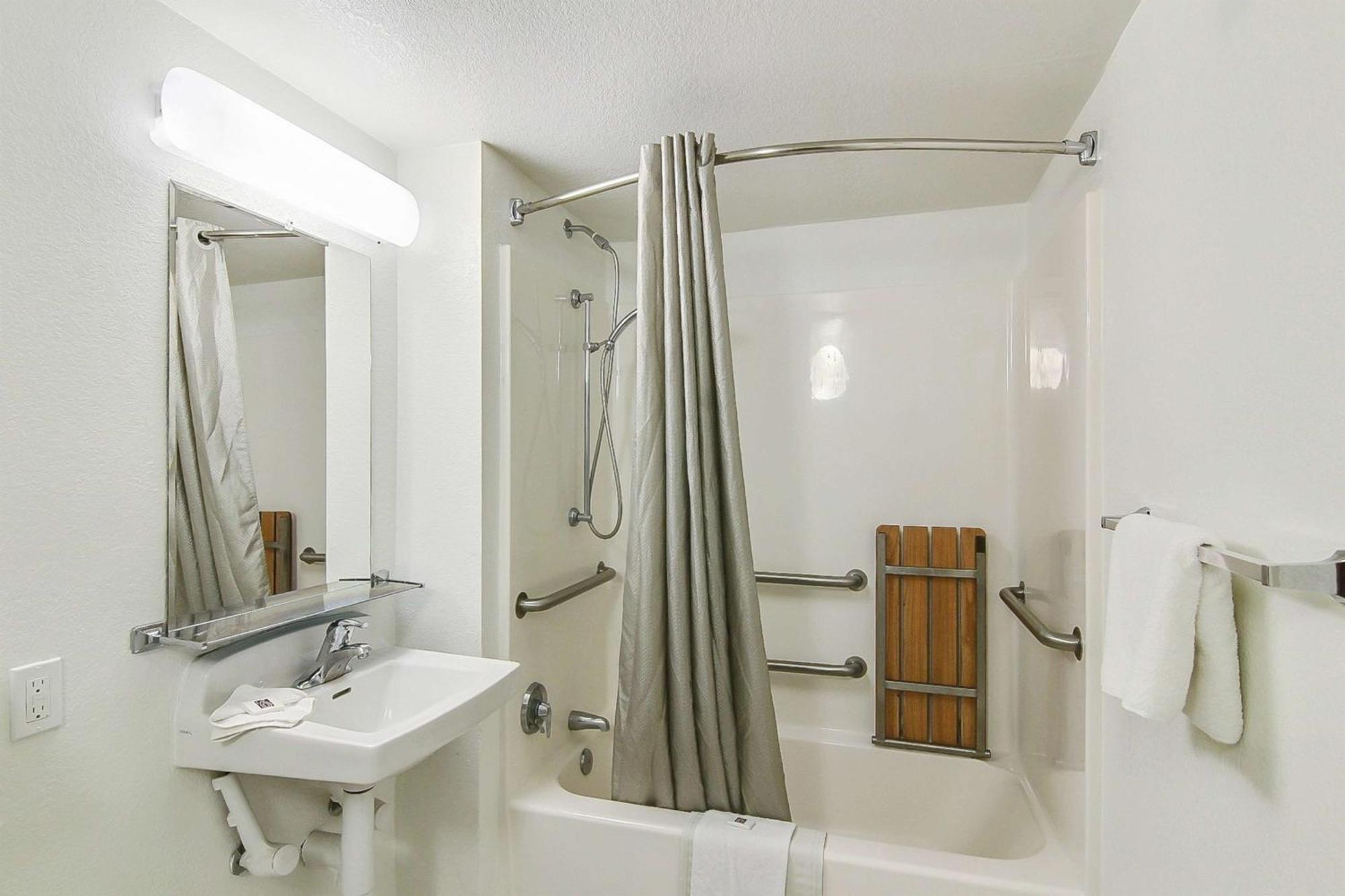 Double Room - Disability Access
