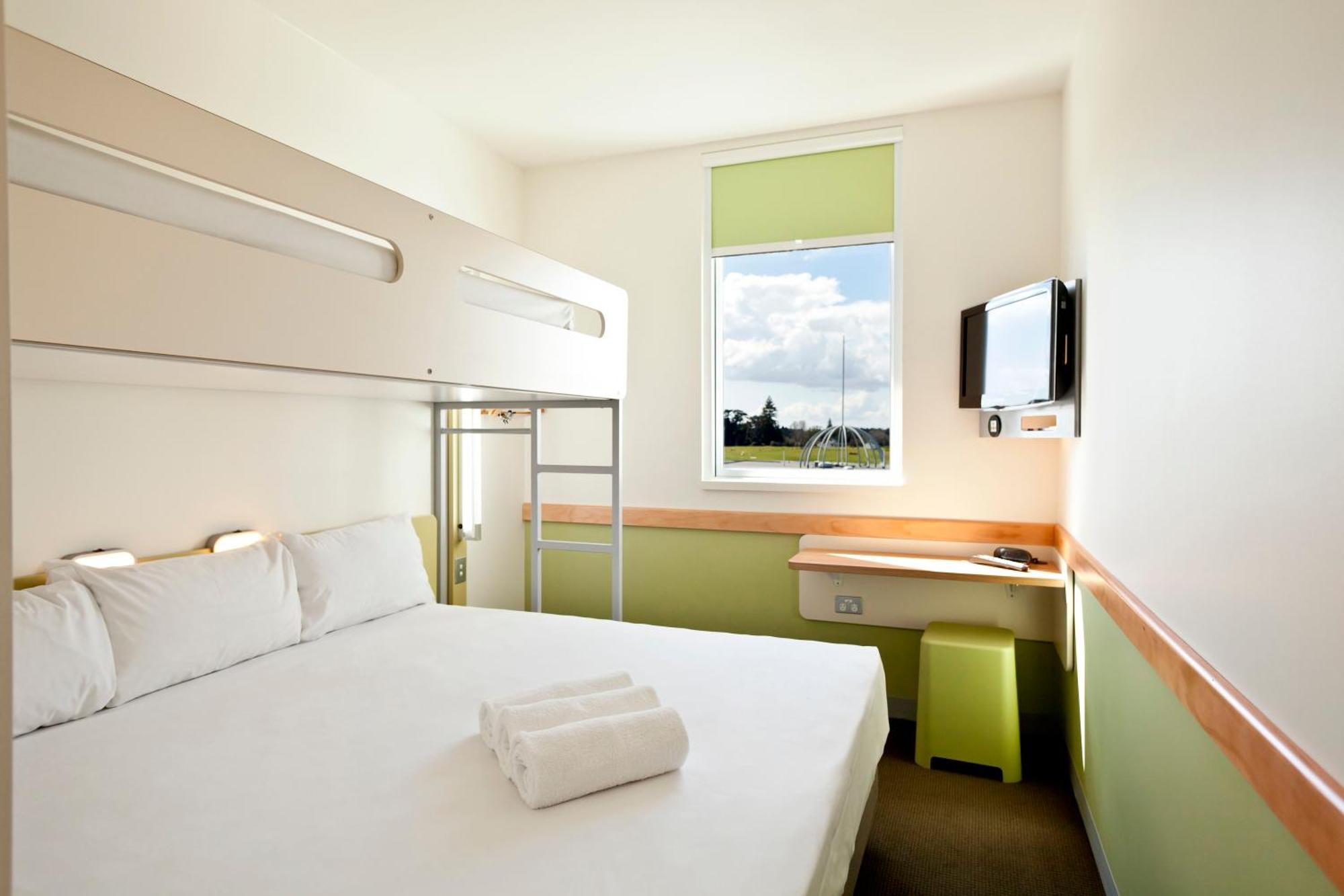 Standard Room with One King Bed and One Bunk Bed,1717052729:JPEG