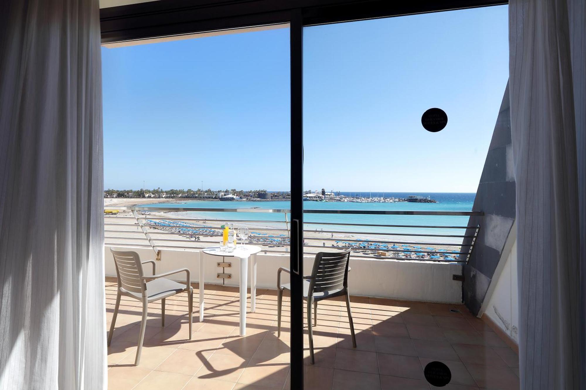 Suite Junior con vistas premium al mar