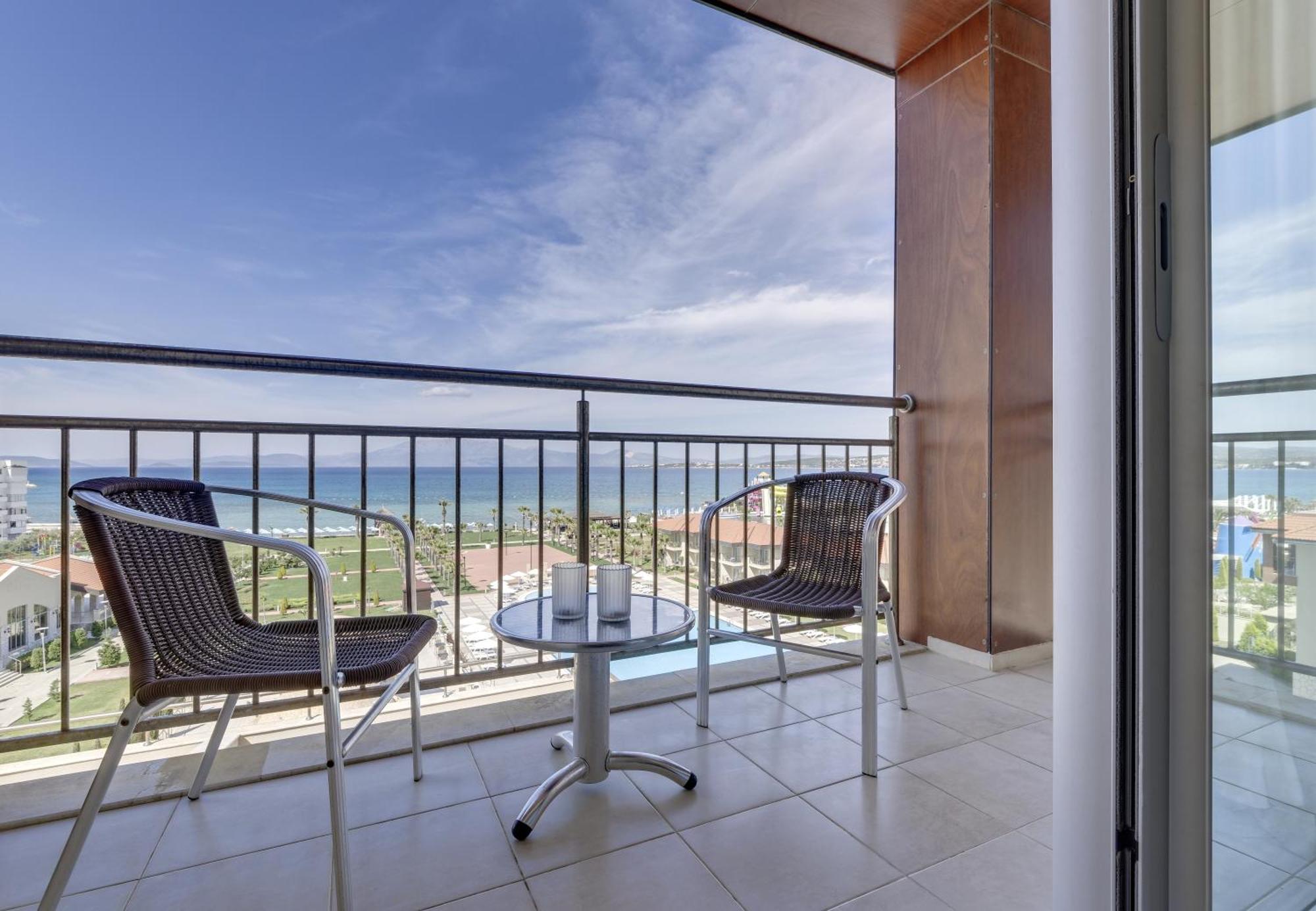 Suite mit Balkon und Meerblick