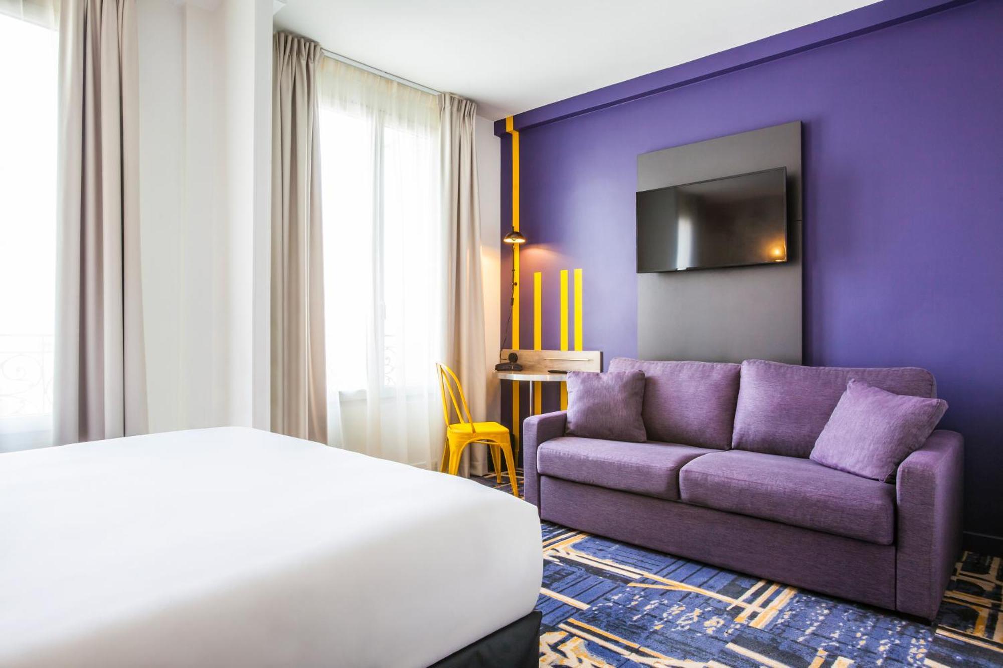 Suite Standard avec 1 Lit Double et 2 Lits Simples