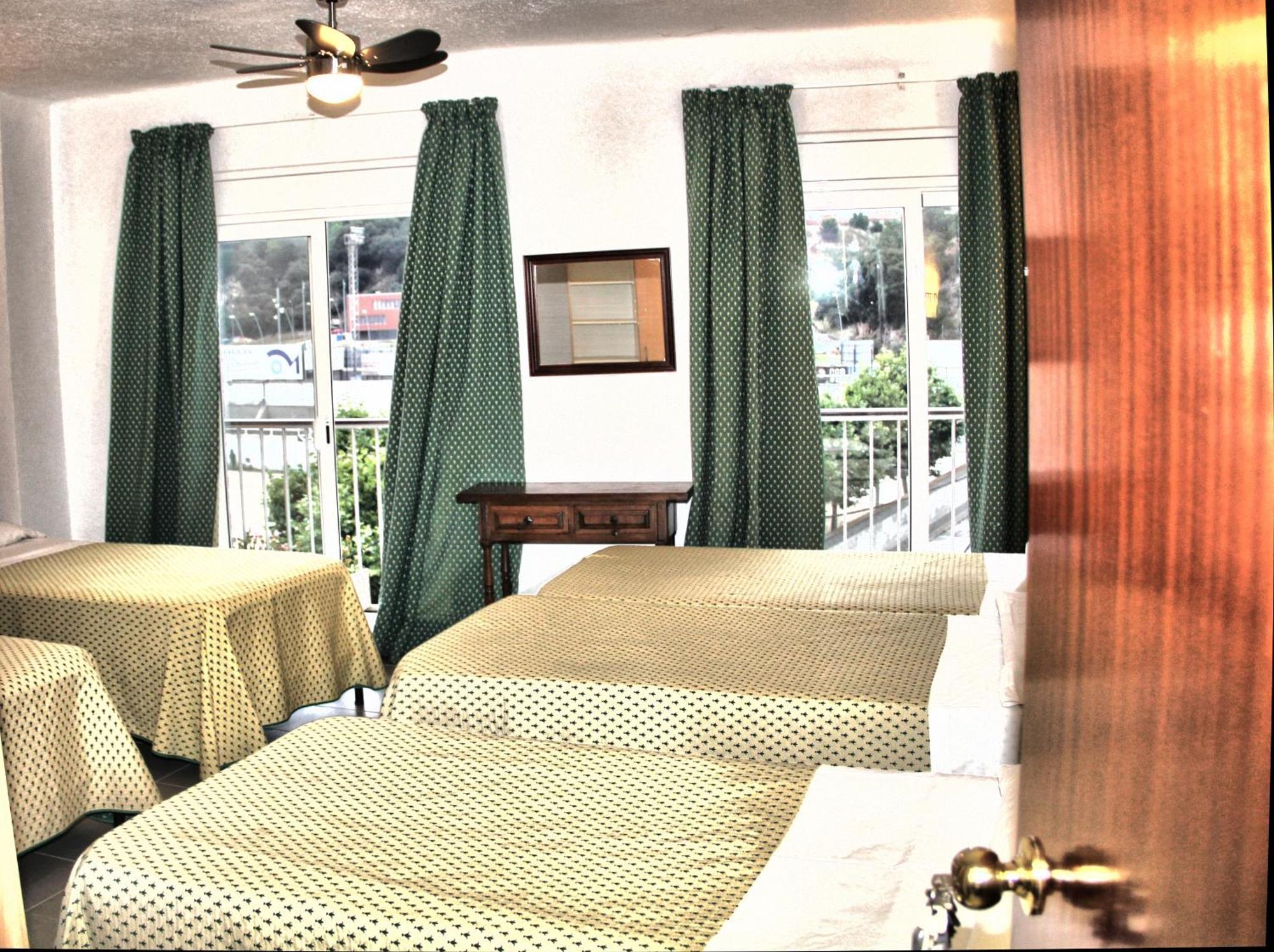 Chambre Quintuple Extérieure