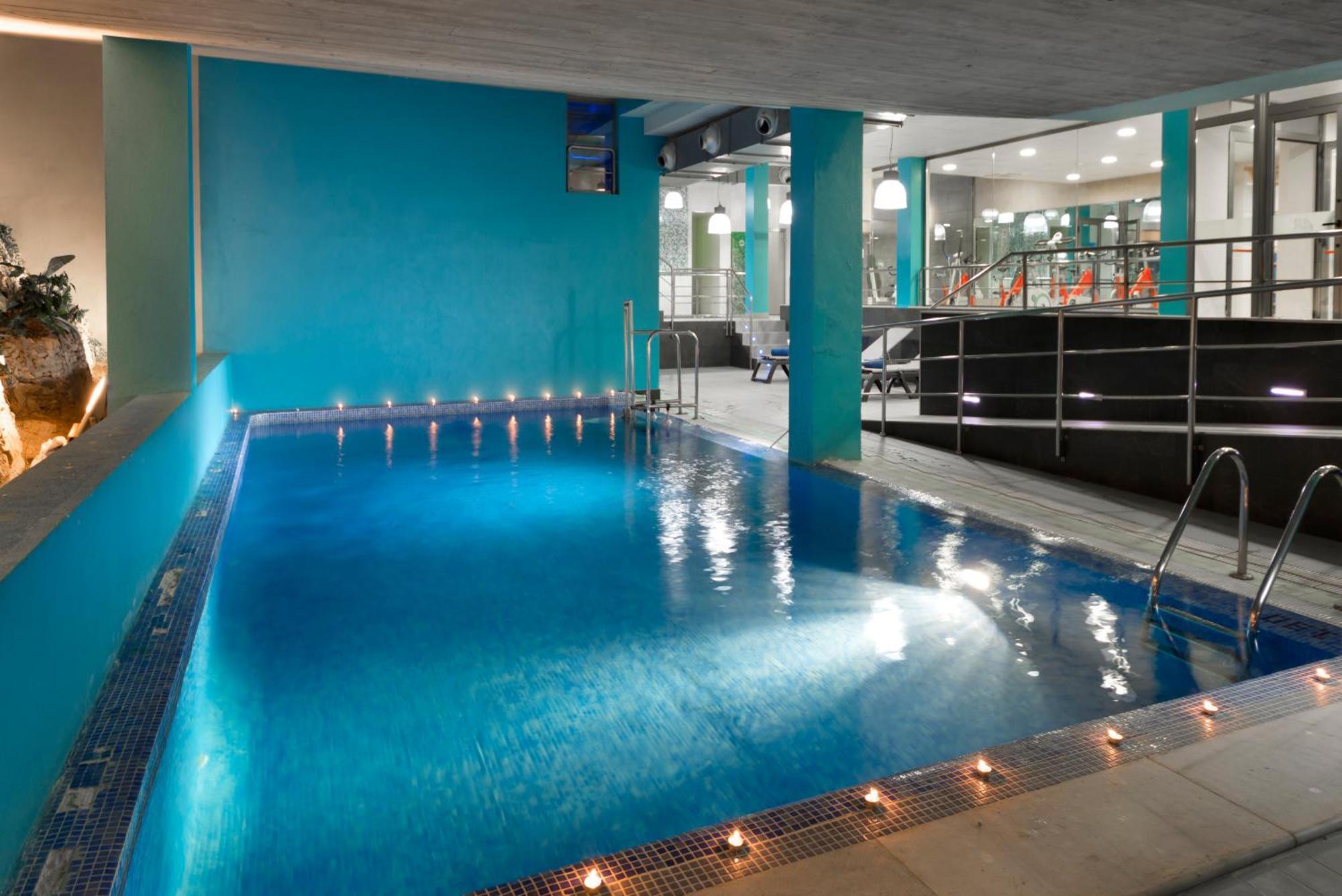 Habitación Doble Estándar con acceso al spa (2 adultos)