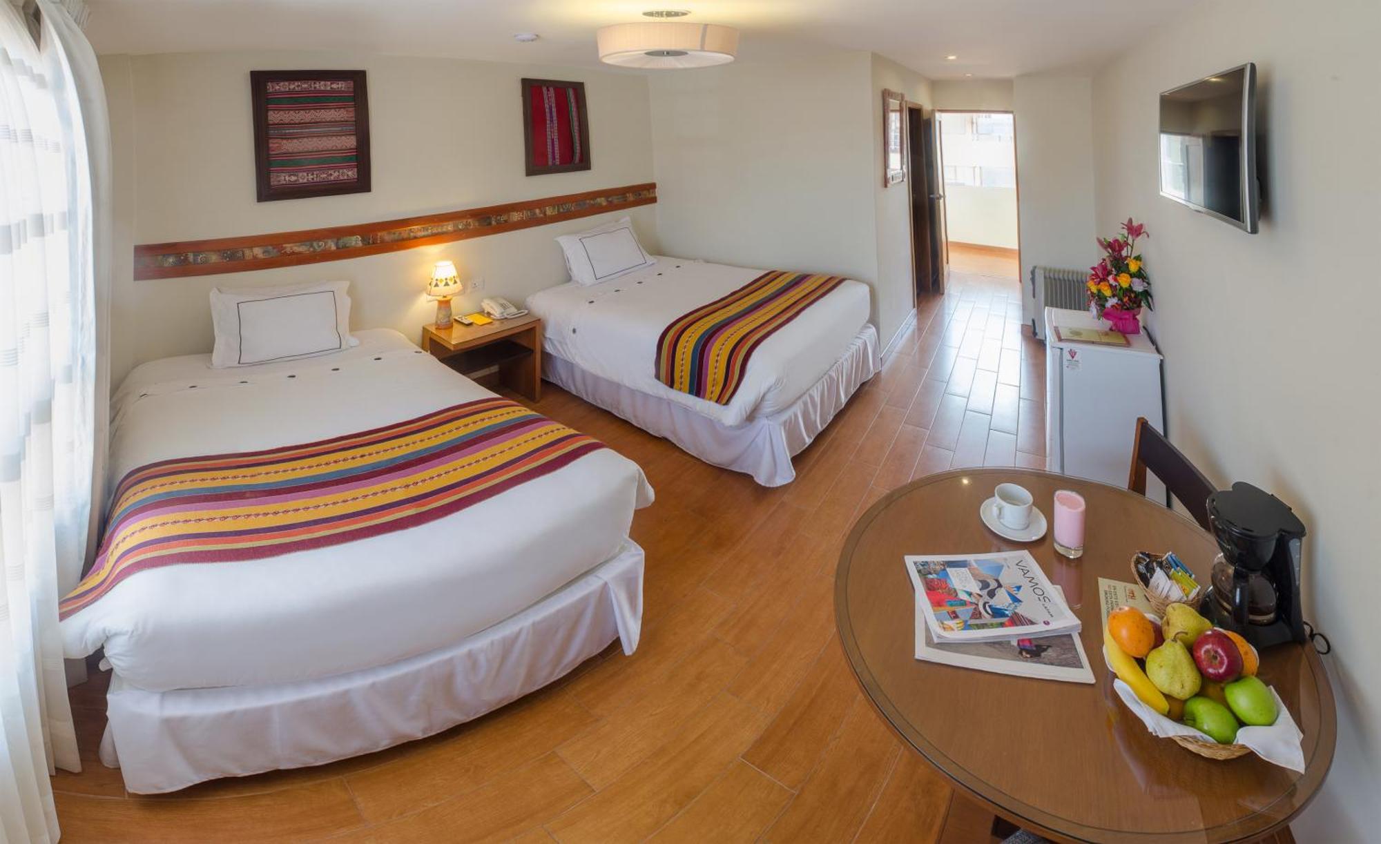 Quadruple Room,701781805:JPEG