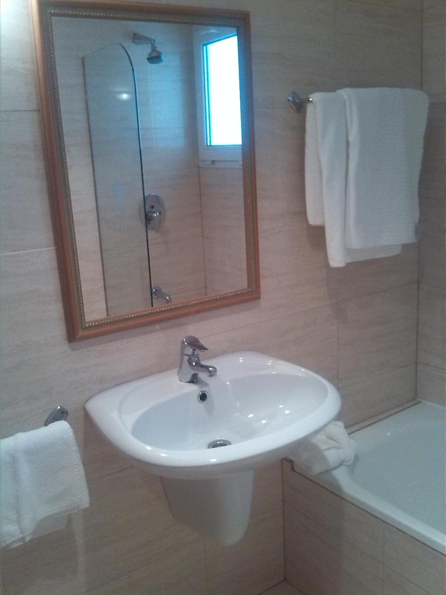 Classic Quadruple Room,703260133:JPEG