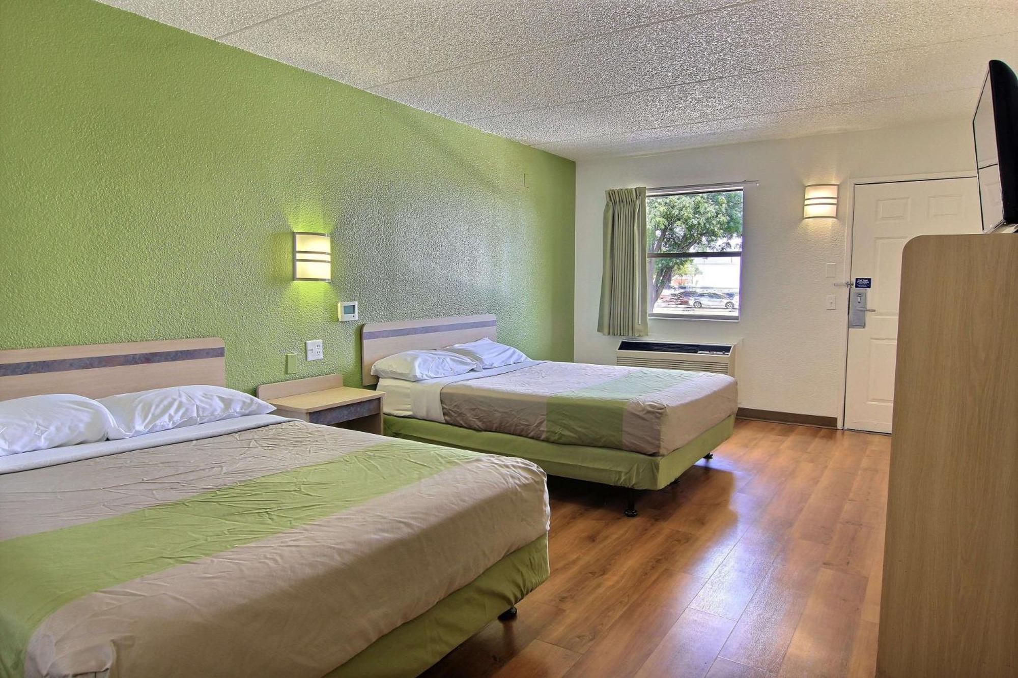 Vierbettzimmer mit barrierefreiem Zugang