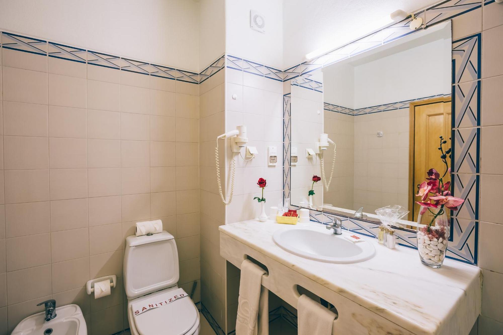 Acomodação Standard com 1 Quarto (6 Adultos)