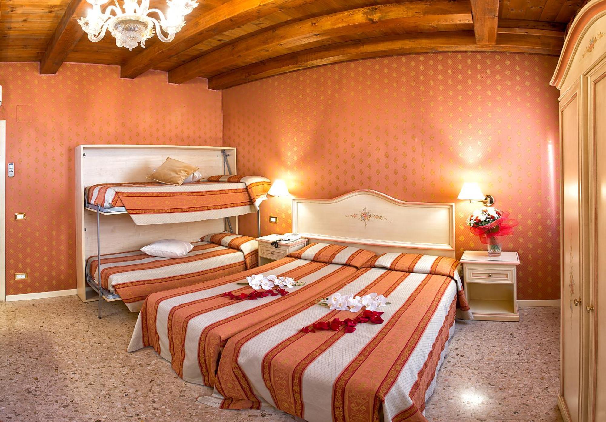 Camera Quadrupla - Dependance