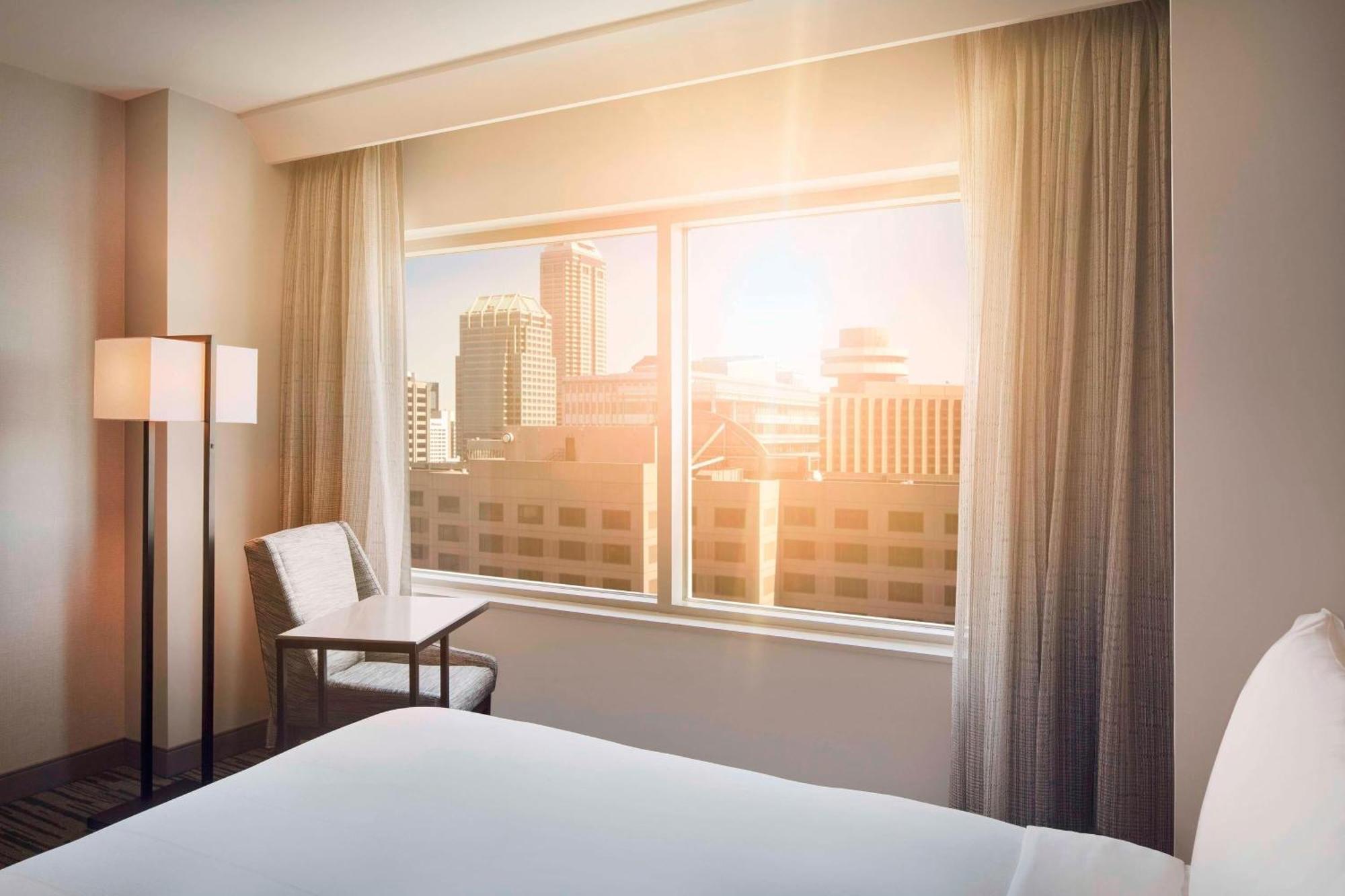 Queen Room with Two Queen Beds and View - High Floor