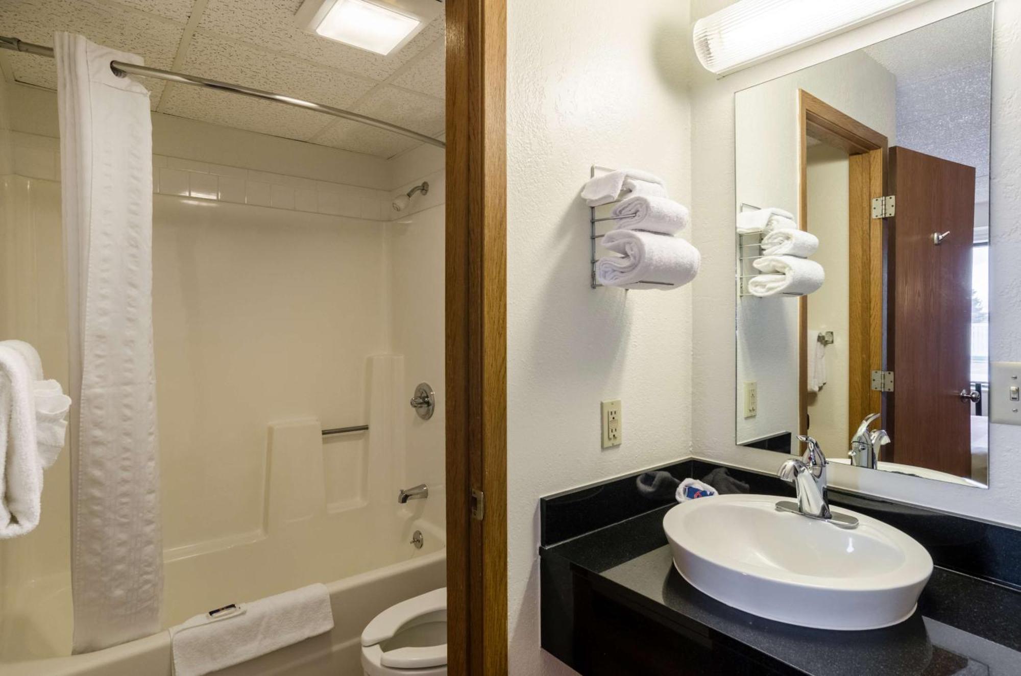 Double Room - Non-Smoking