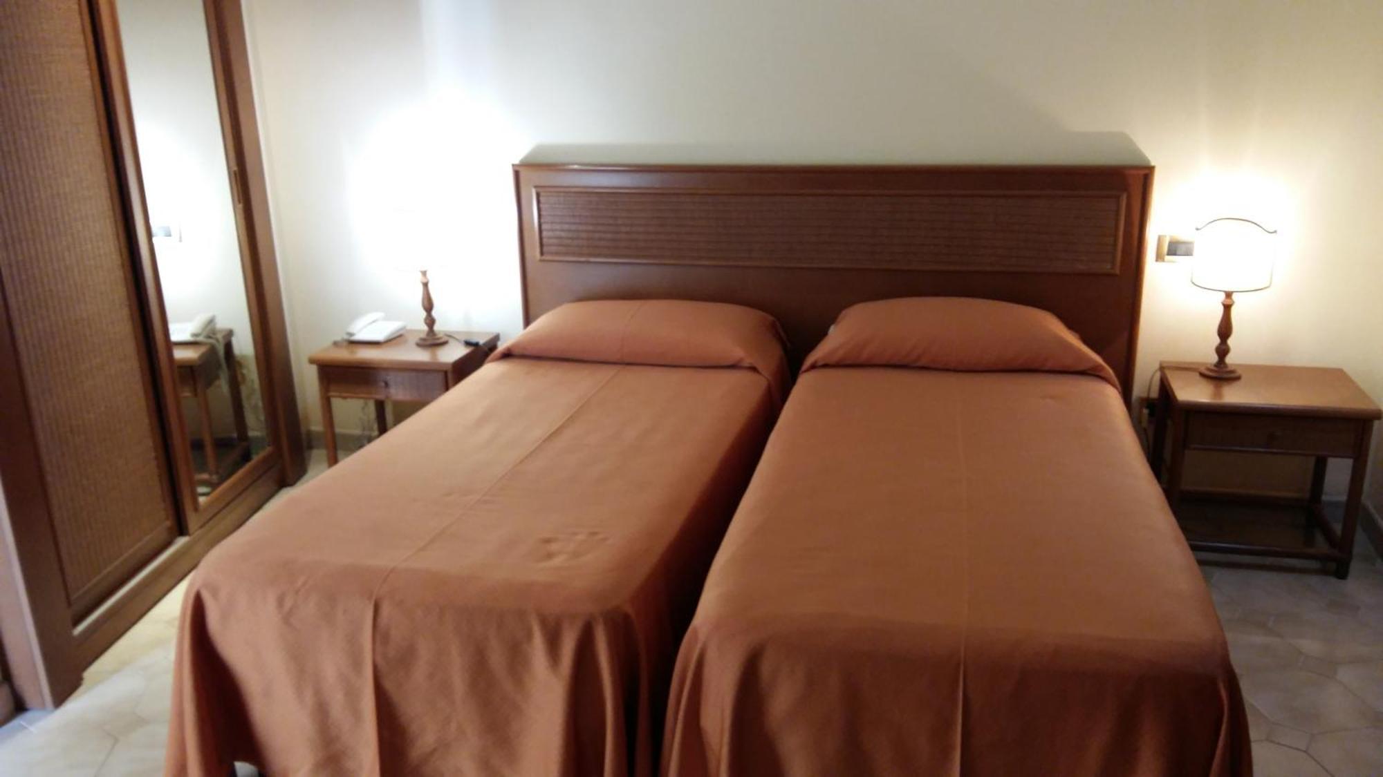 Zweibettzimmer