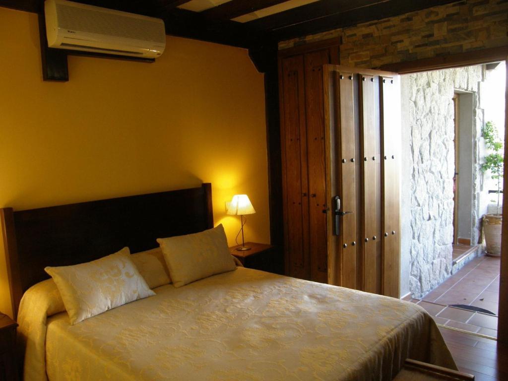 Executive Double Room with Terrace,1584430506:JPEG