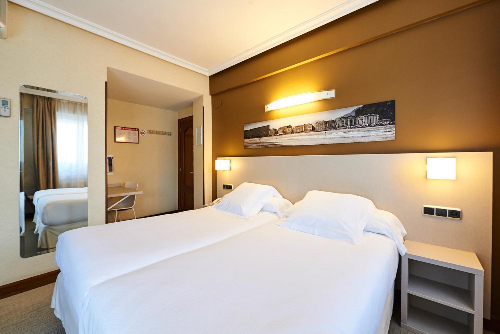 Chambre Double ou Lits Jumeaux - Vue sur Mer