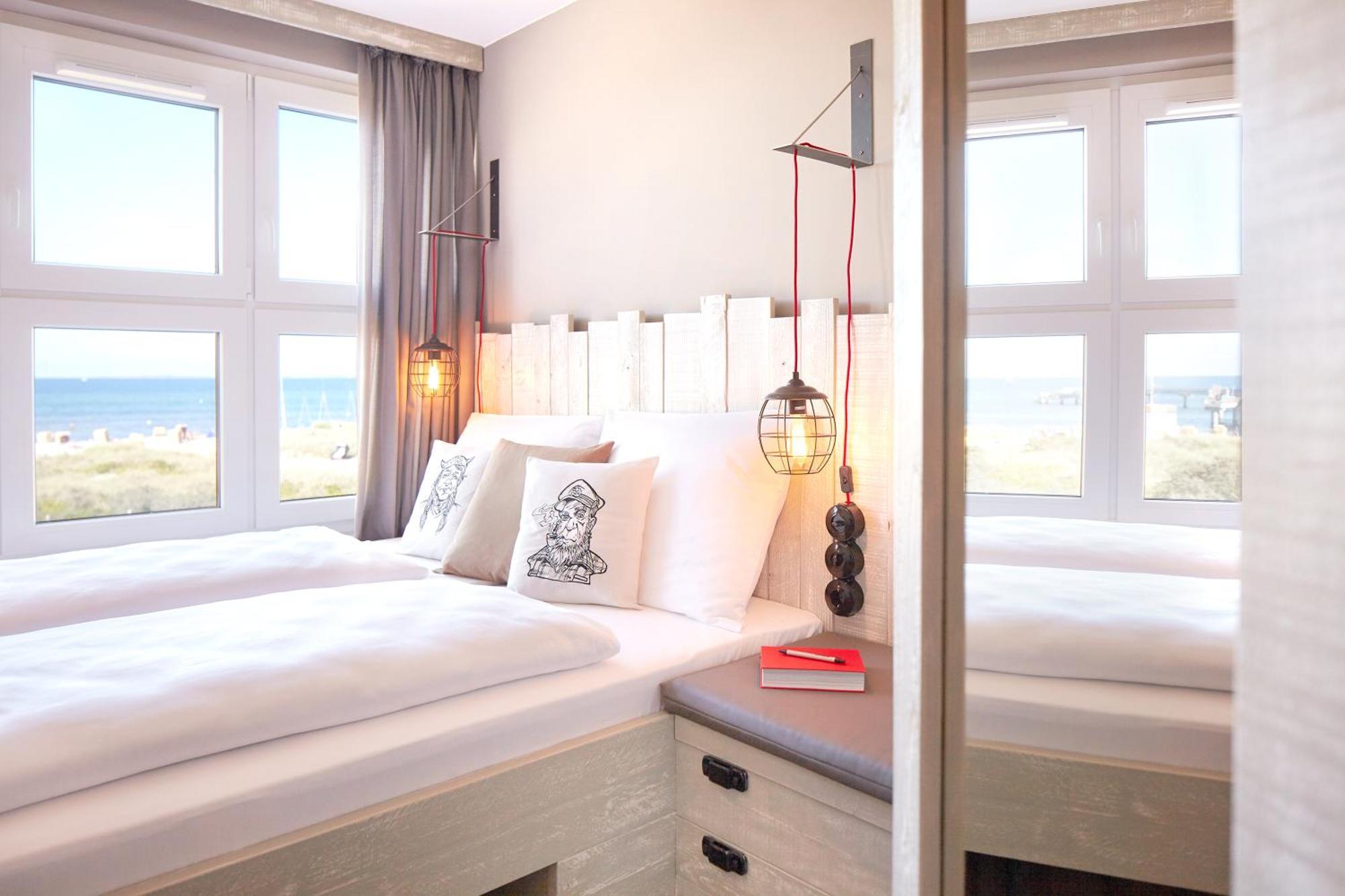 Doppelzimmer mit Meerblick,710230159:JPEG