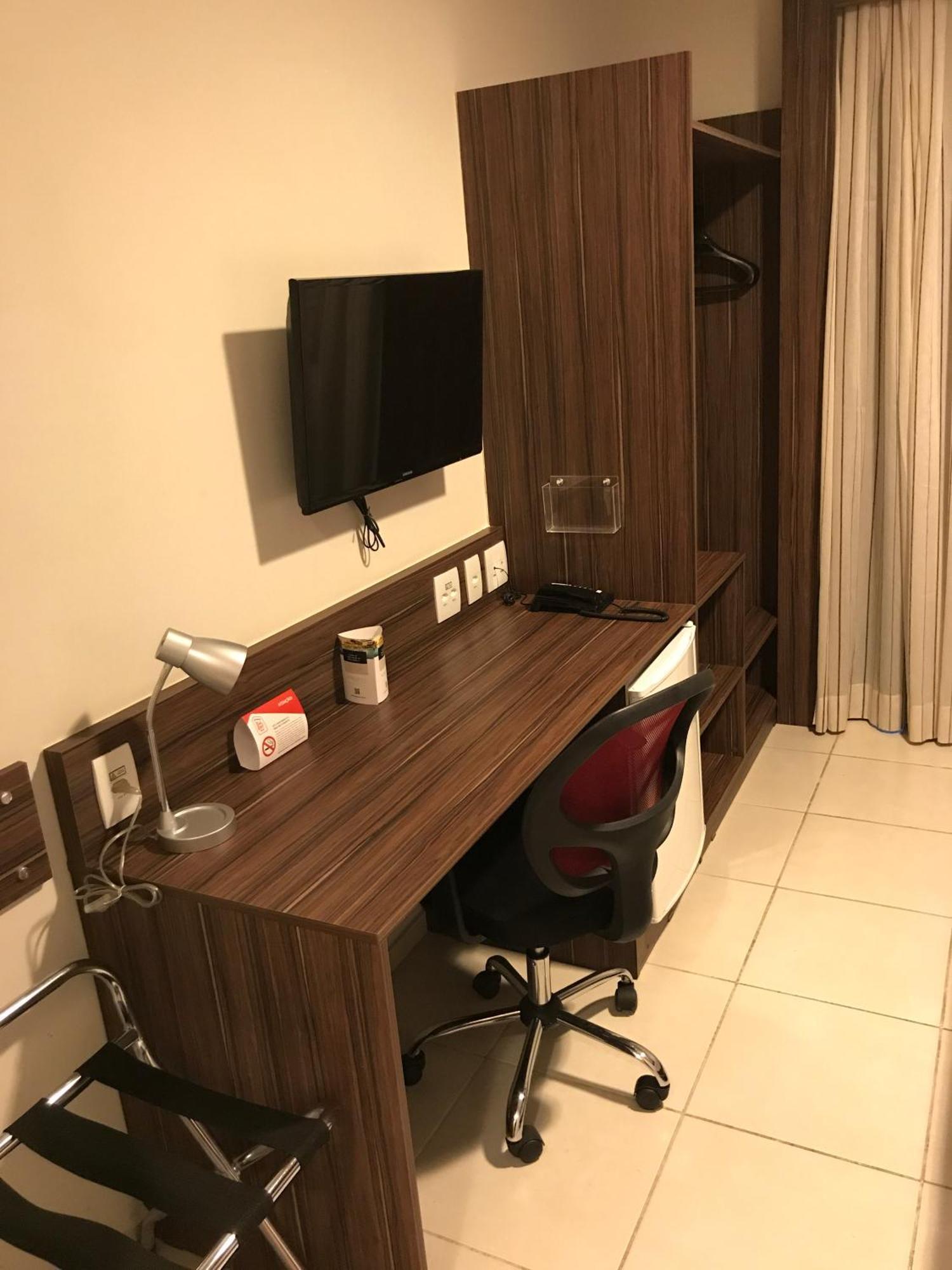 Standard Queen Room,713612584:JPEG