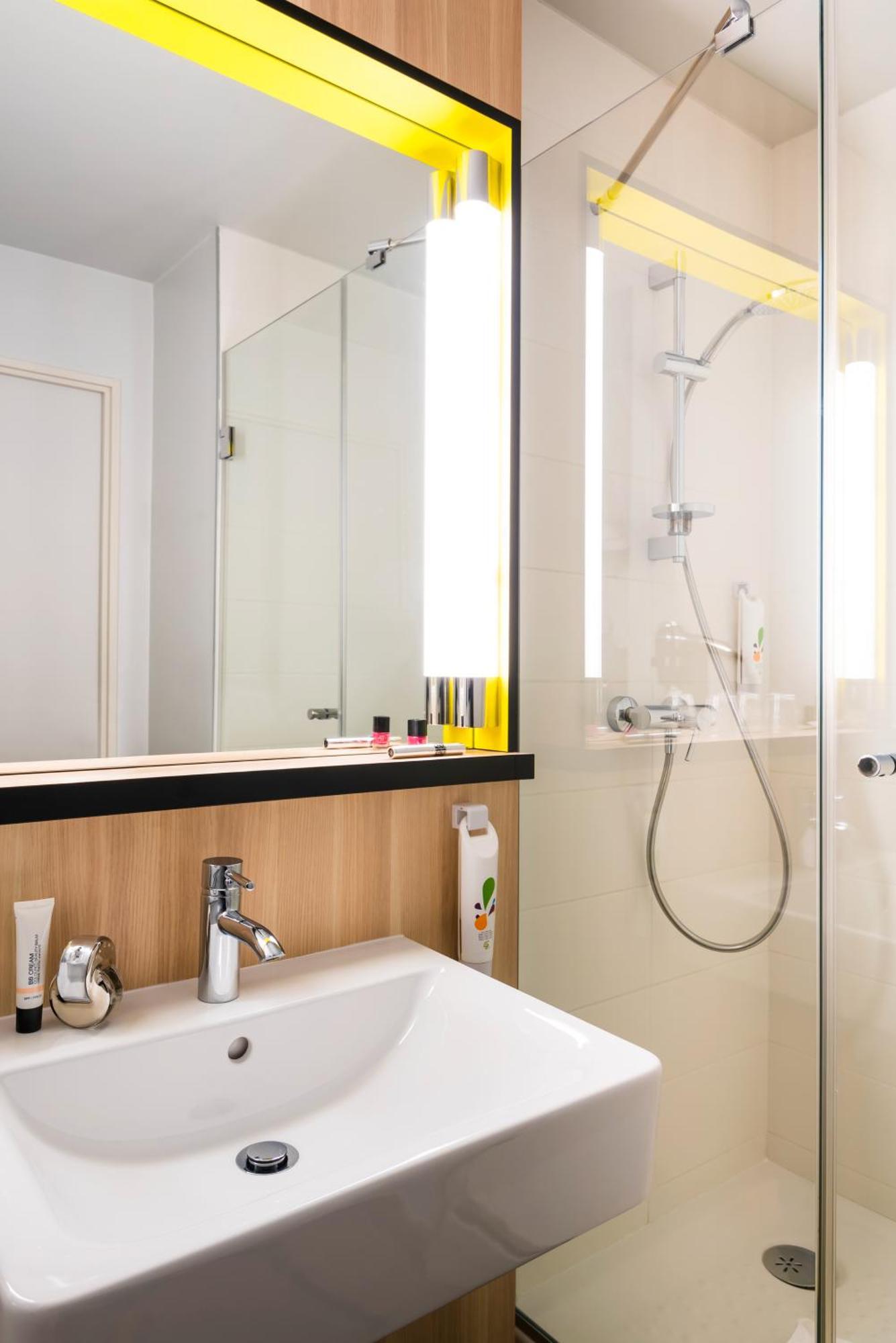 Suite Familiale Standard avec 2 Chambres Communicantes