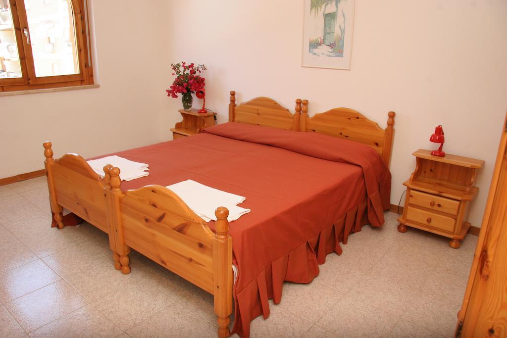 Appartamento con 2 Camere da Letto e Vista Mare