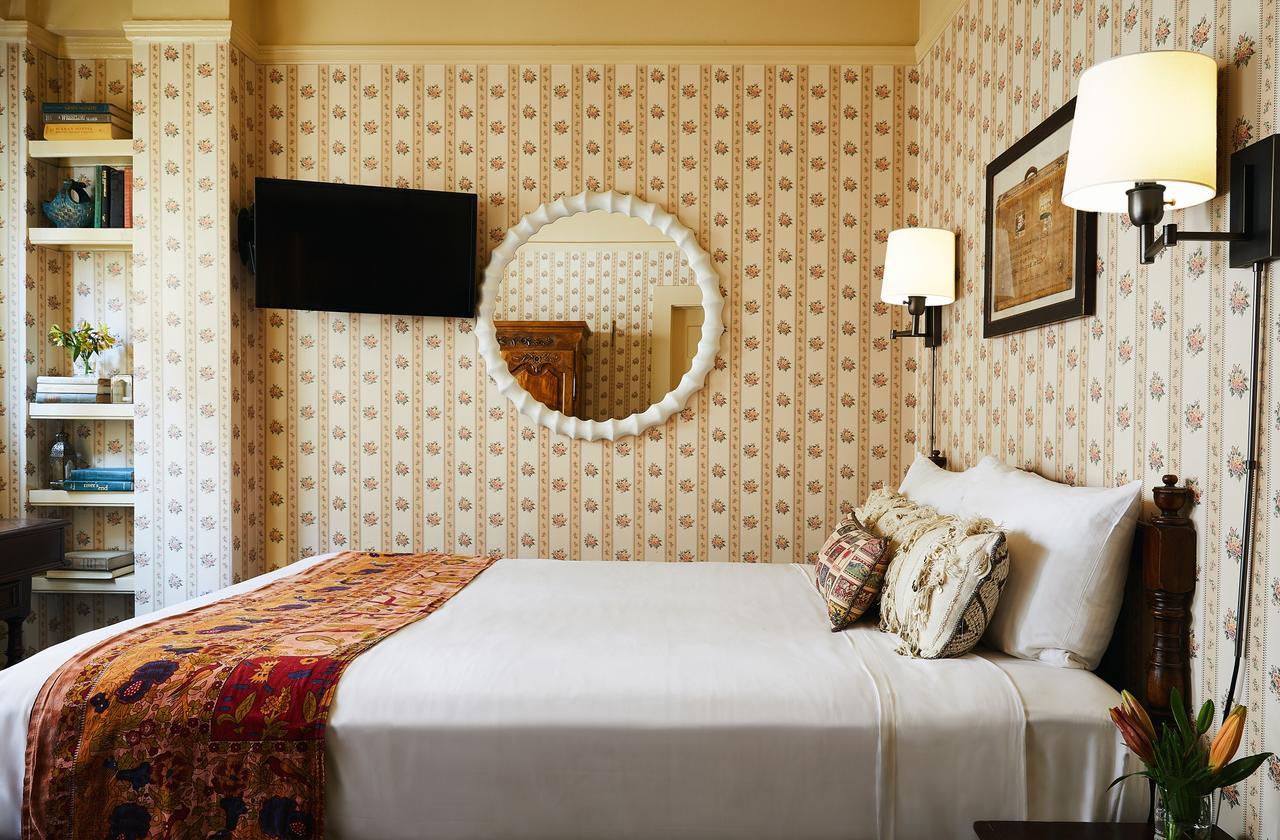 Chambre Lit Queen-Size