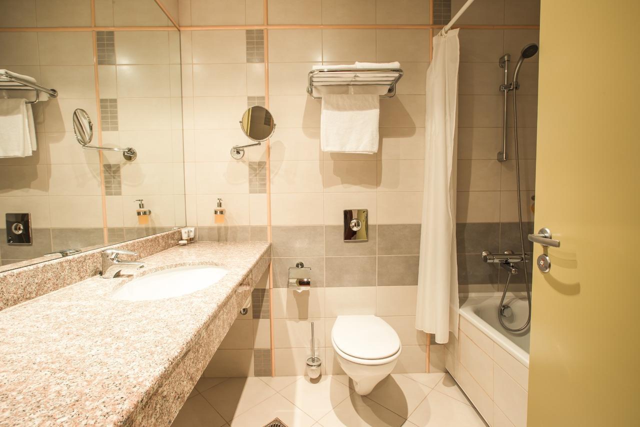 Doppelzimmer mit Balkon