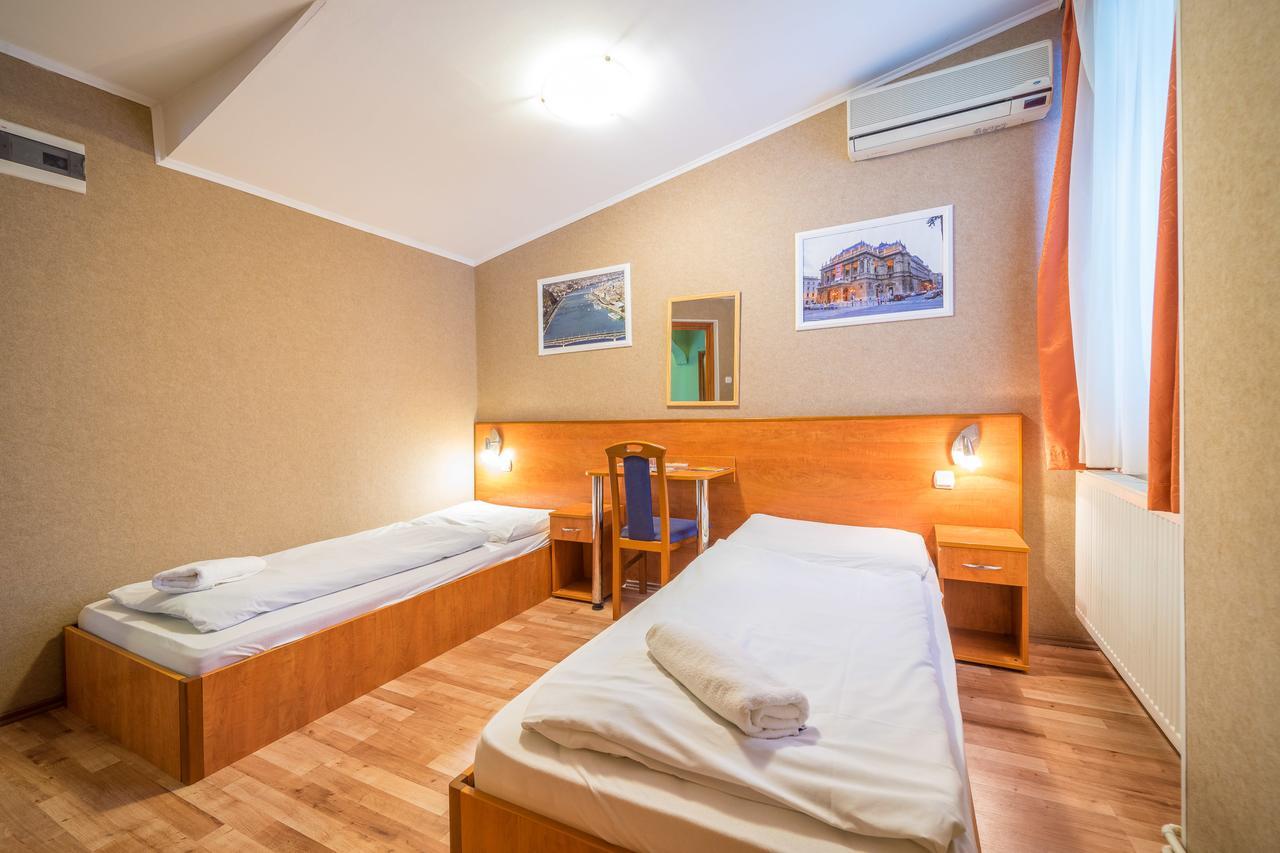 Standaard Kamer met 2 Bedden