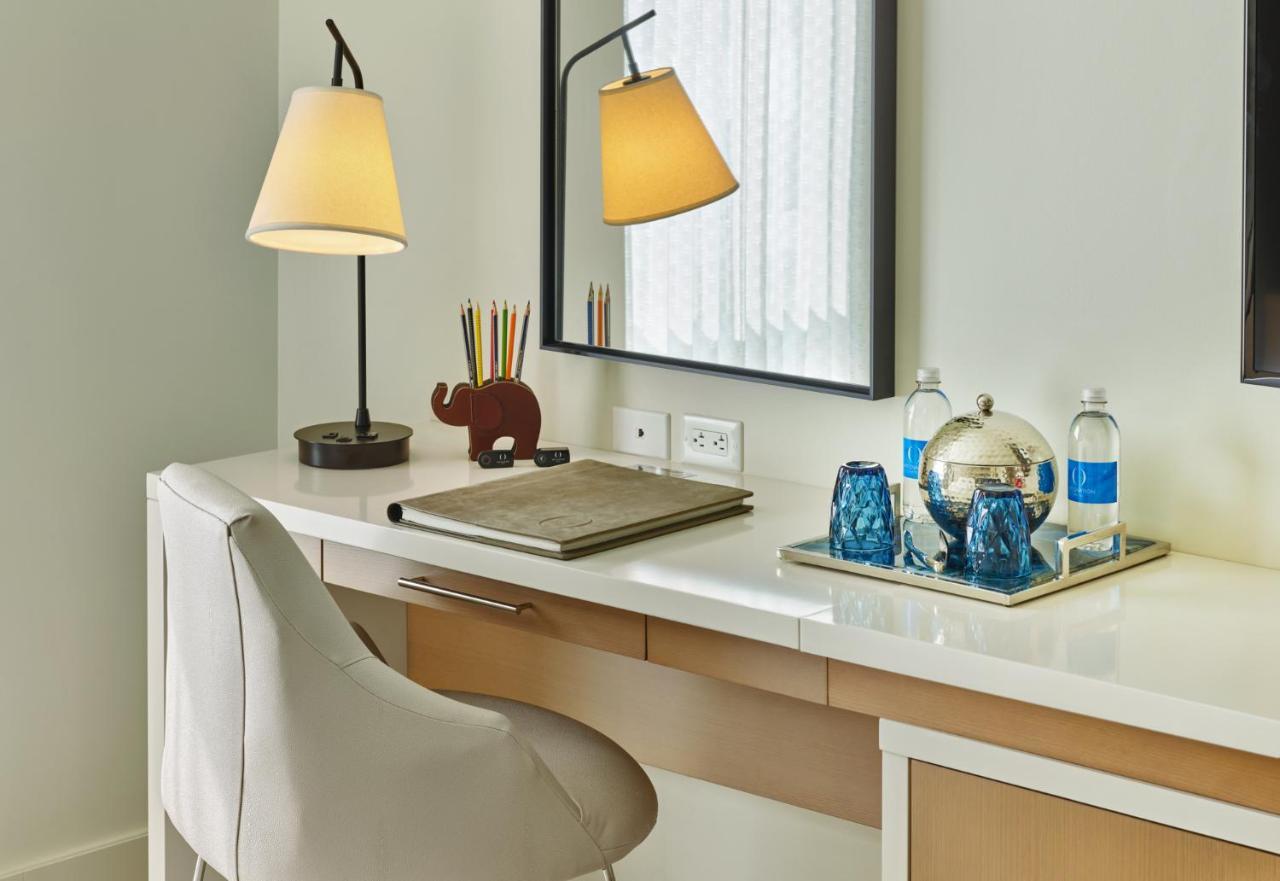 King Room with Sofa Bed - Limited View